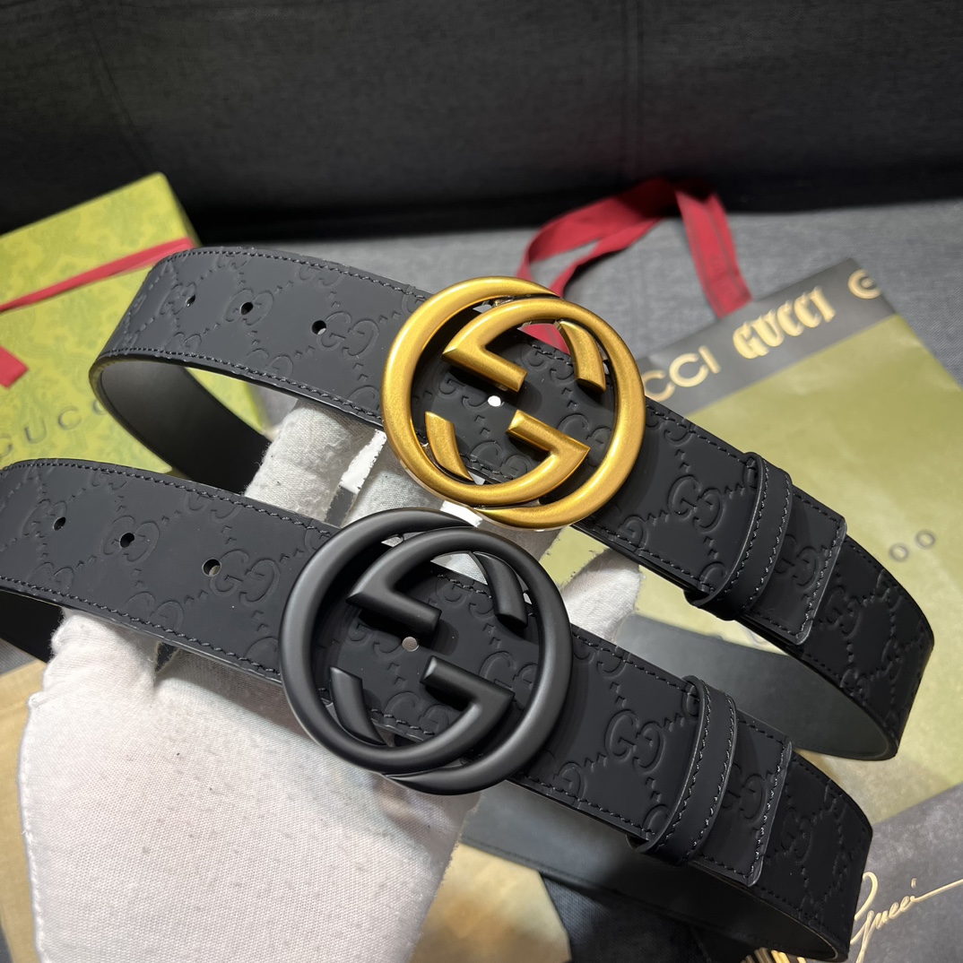  古奇 宽4.0cm 新款 各式百搭单品继续为Gucci 2024早春系列添姿加彩。这款黑色腰带以GG橡