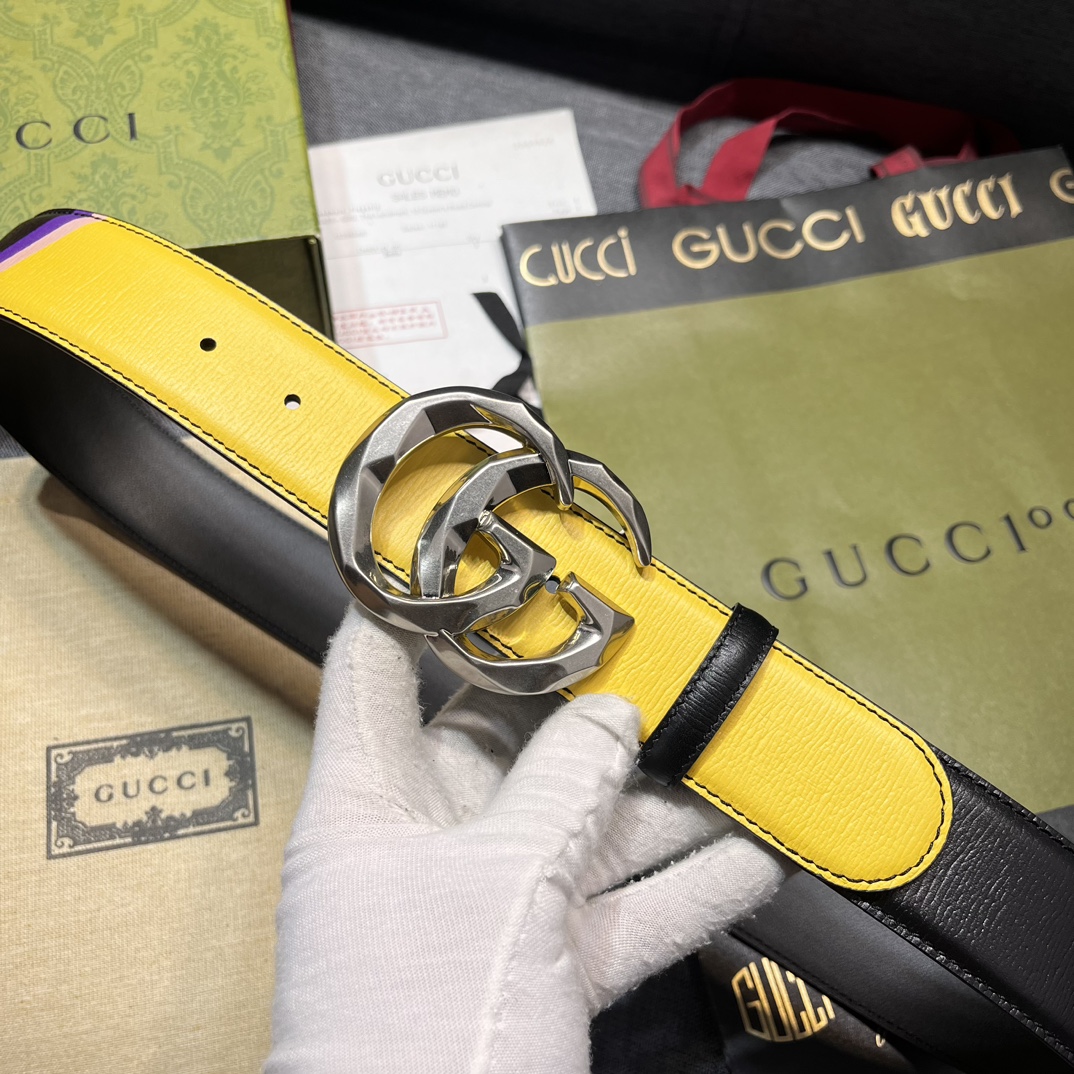    古奇 宽4.0cm  新款 GG Marmont系列延续品牌传承，为全新系列注入趣致新意。标志性金