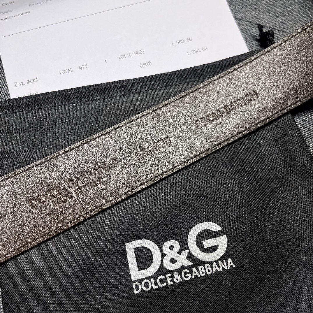 DG宽4.0cmDolce&Gabbana全新鹿皮纹印花全小牛皮腰带,简约配饰,点缀个性化DG徽标搭扣D