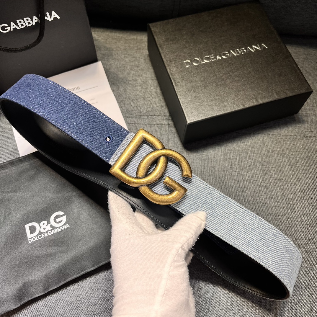 DG宽4.0cmDolce&Gabbana新款真空电镀金属徽标搭扣搭扣下方设有点扣无镍搭扣与配件采用织布