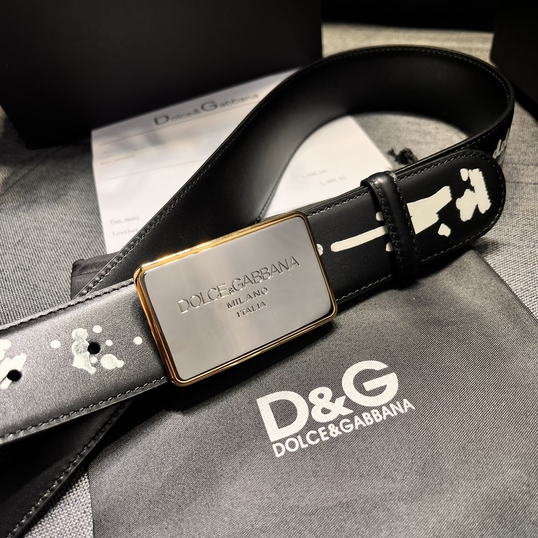 DG宽4.0Dolce&Gabbana新款黑色印花小牛皮腰带摩登干练配饰缀以双色电镀金属DG徽标搭扣