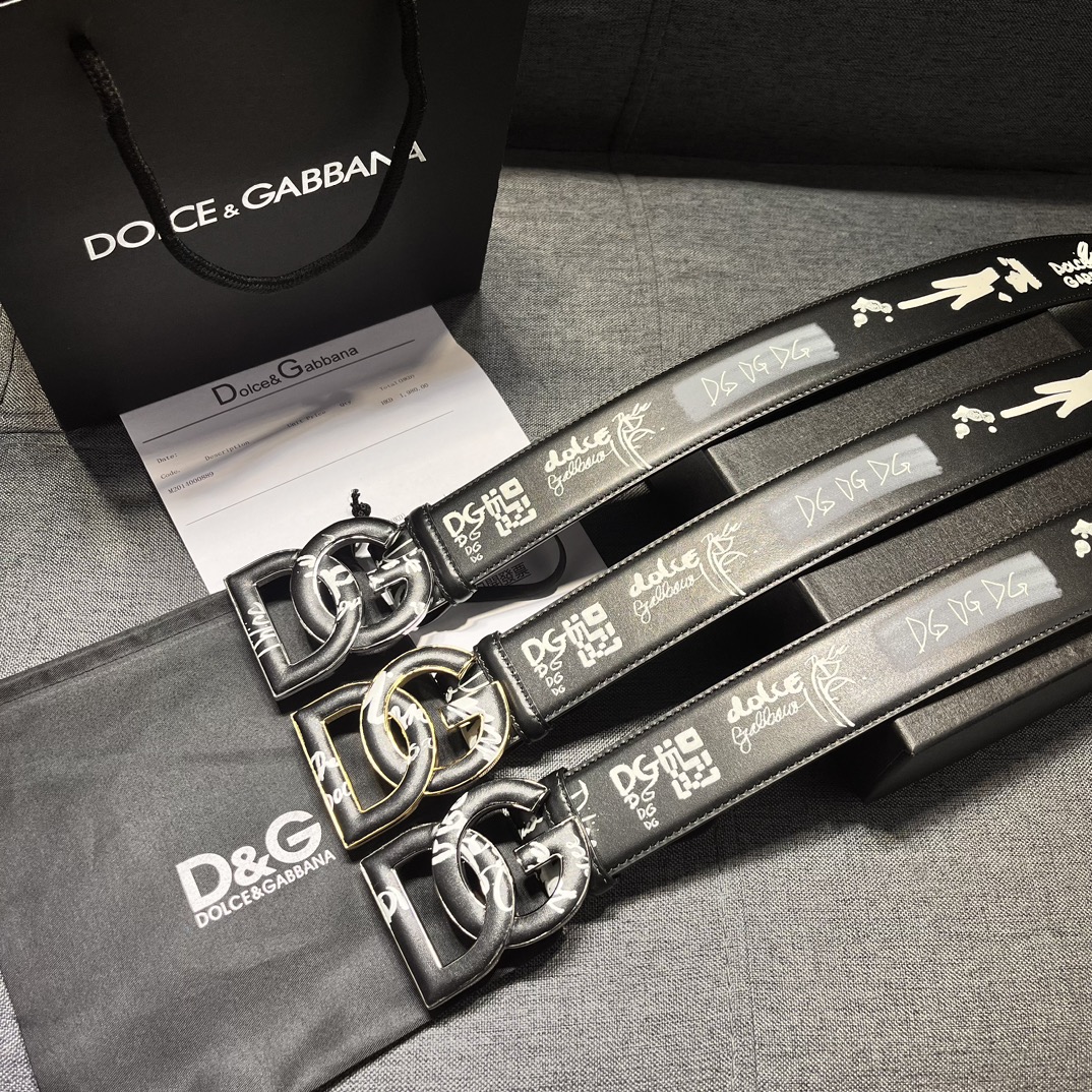 DG宽4.0Dolce&Gabbana新款黑色印花小牛皮腰带摩登干练配饰缀以双色电镀金属DG徽标搭扣