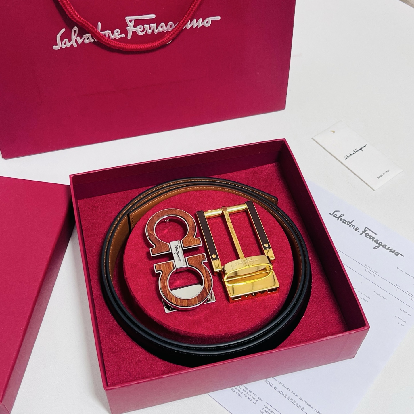 Ferragamo · 一带双扣 此款采用進口皮制作·專櫃原單品質·搭配原版Gancio五金·3.5cm规格·可调式皮带