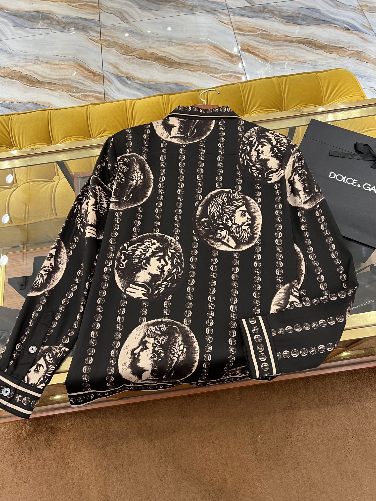 SS新款时装套装高级丝料罗马系列印花工艺休闲外穿居家睡衣都合适一套售不拆卖码数44-52