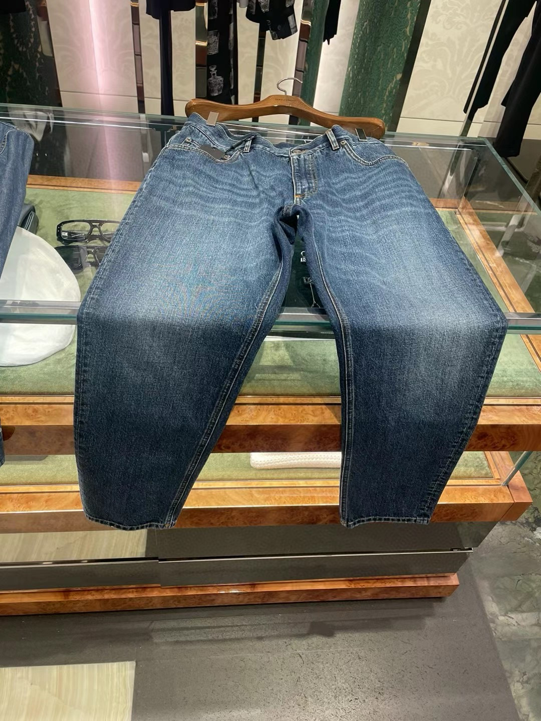   最新发售