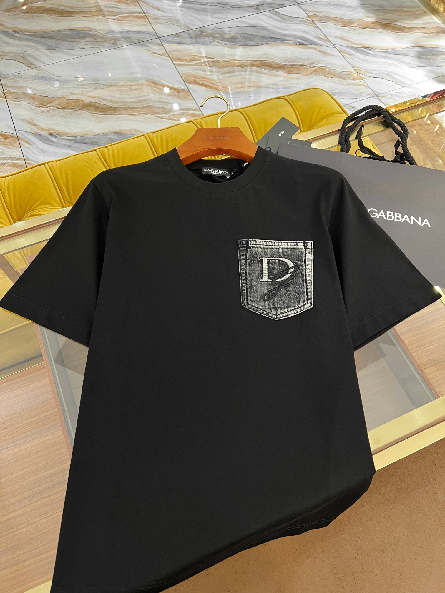  2025SS🔥DG新款T恤 牛仔口袋重工水洗 压凸➕刺绣工艺 独家发售 优质纯棉面料 OS微阔版型 黑