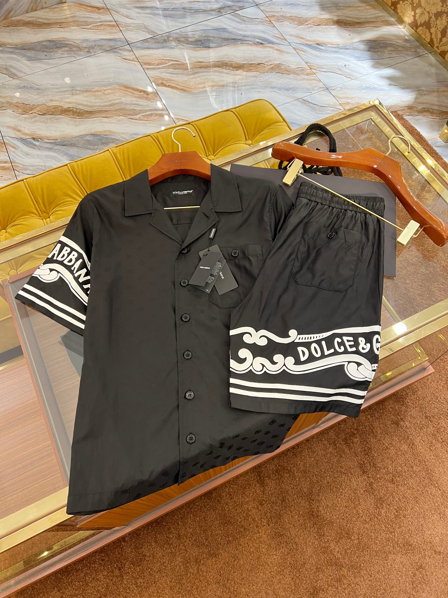 一套完美搭配 不拆卖！