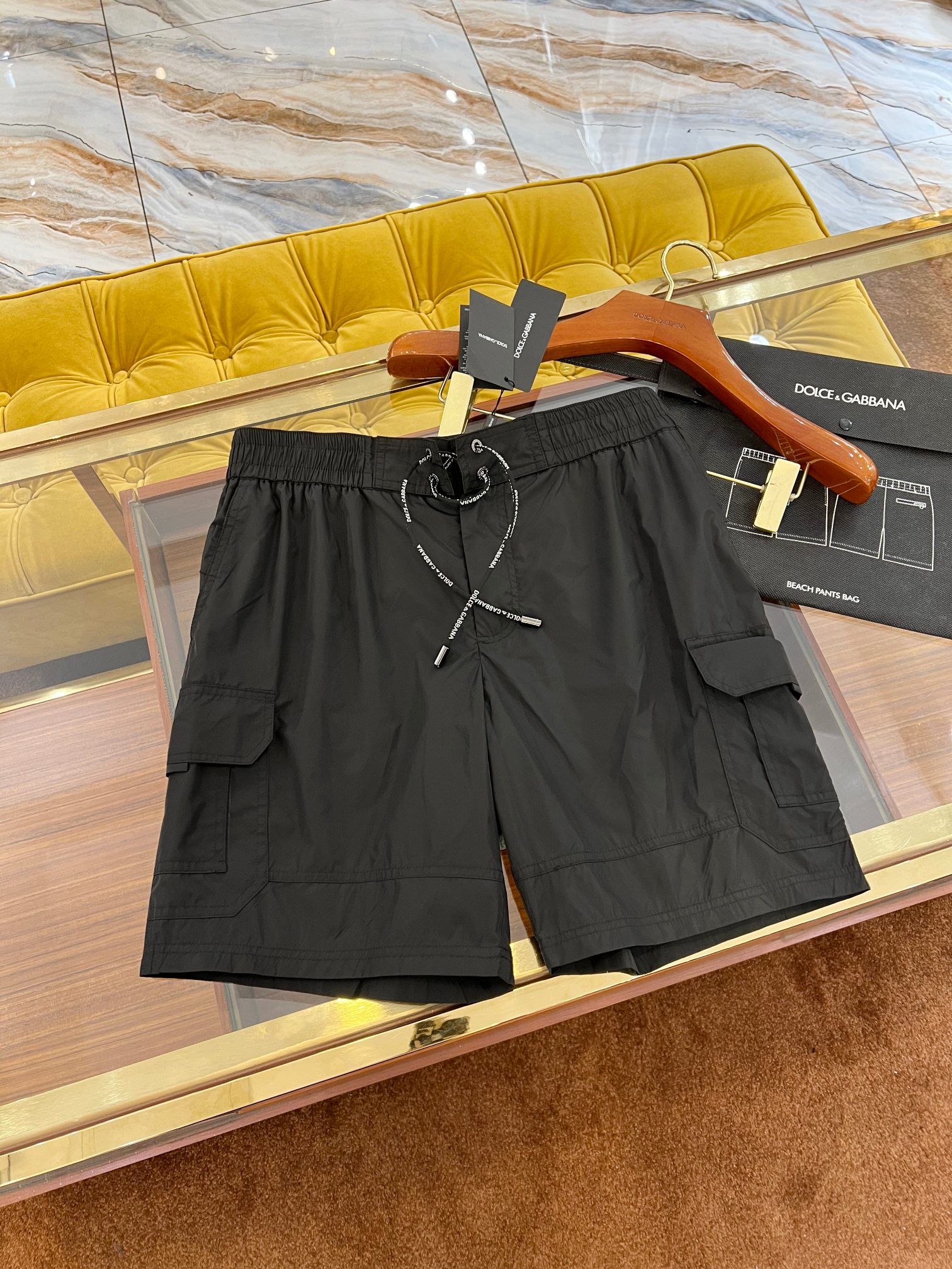 “Exclusive Heavy Work Design Shorts by P618, 2025SS🔥DG: Perfect Details & Custom Branding” - 图片 1
