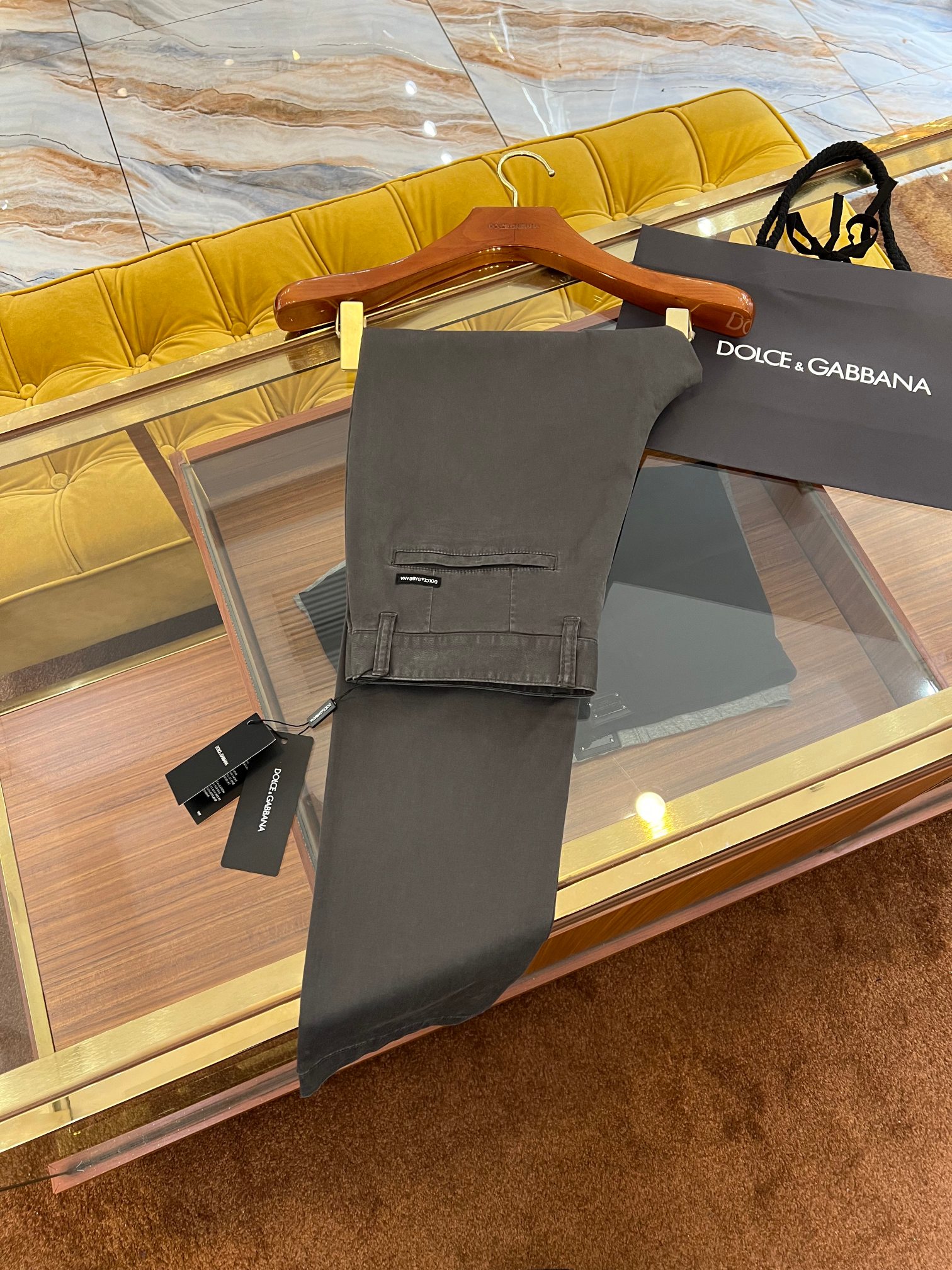 2025SS🔥DG最新款休闲裤 完美水泥灰色 复古做旧洗水工艺 ...