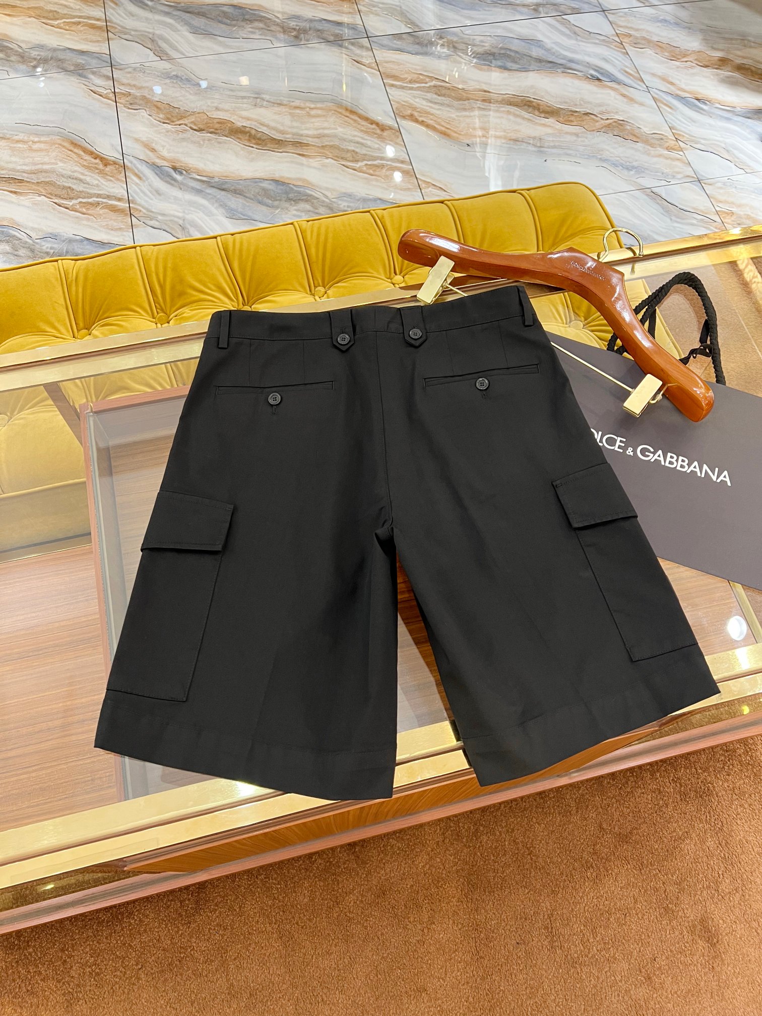 “2025 SS 🔥DG Casher Shorts: High-Quality Cotton Fabric with Coloured Logo” - 图片 2