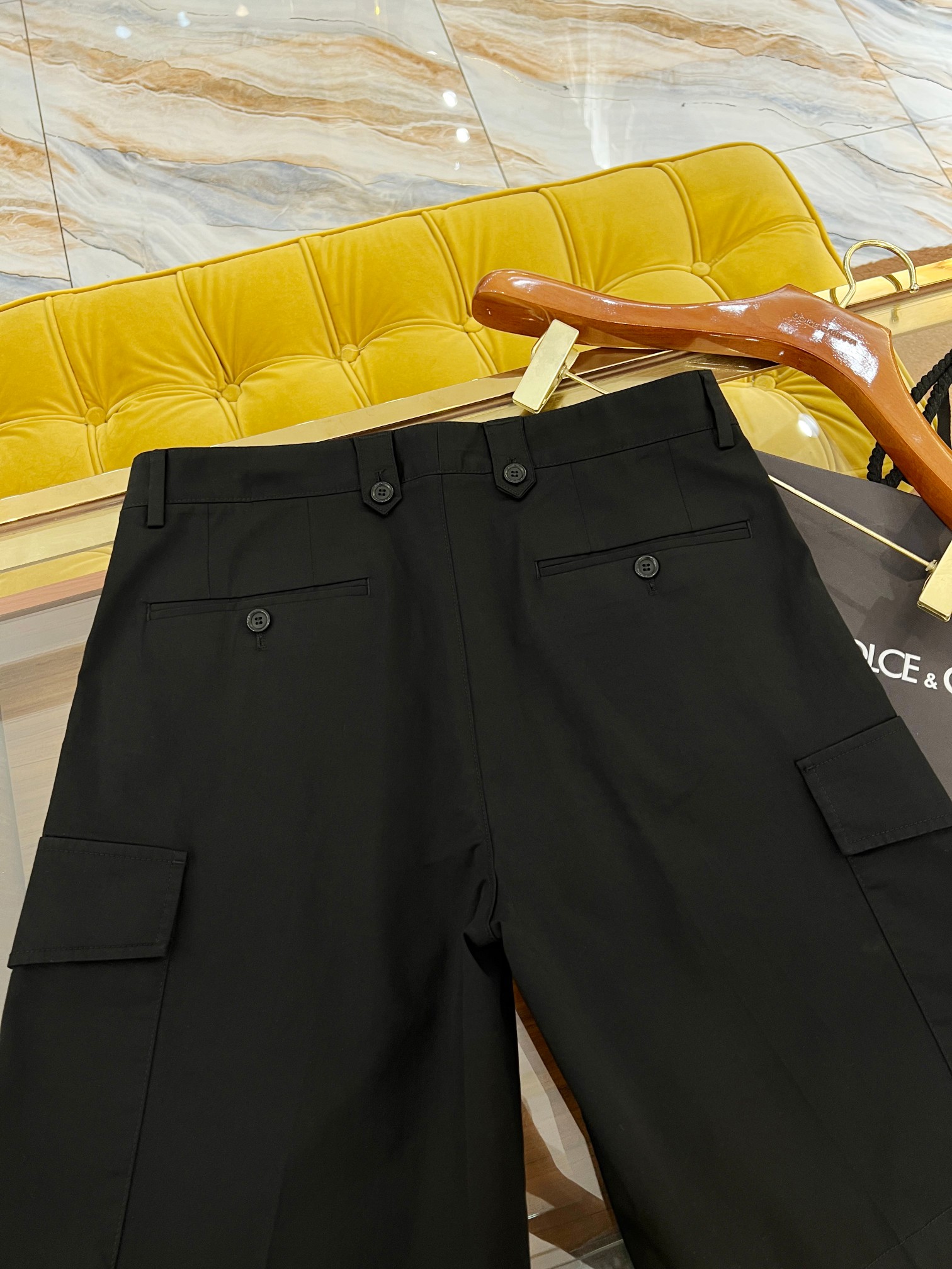 “2025 SS 🔥DG Casher Shorts: High-Quality Cotton Fabric with Coloured Logo” - 图片 8