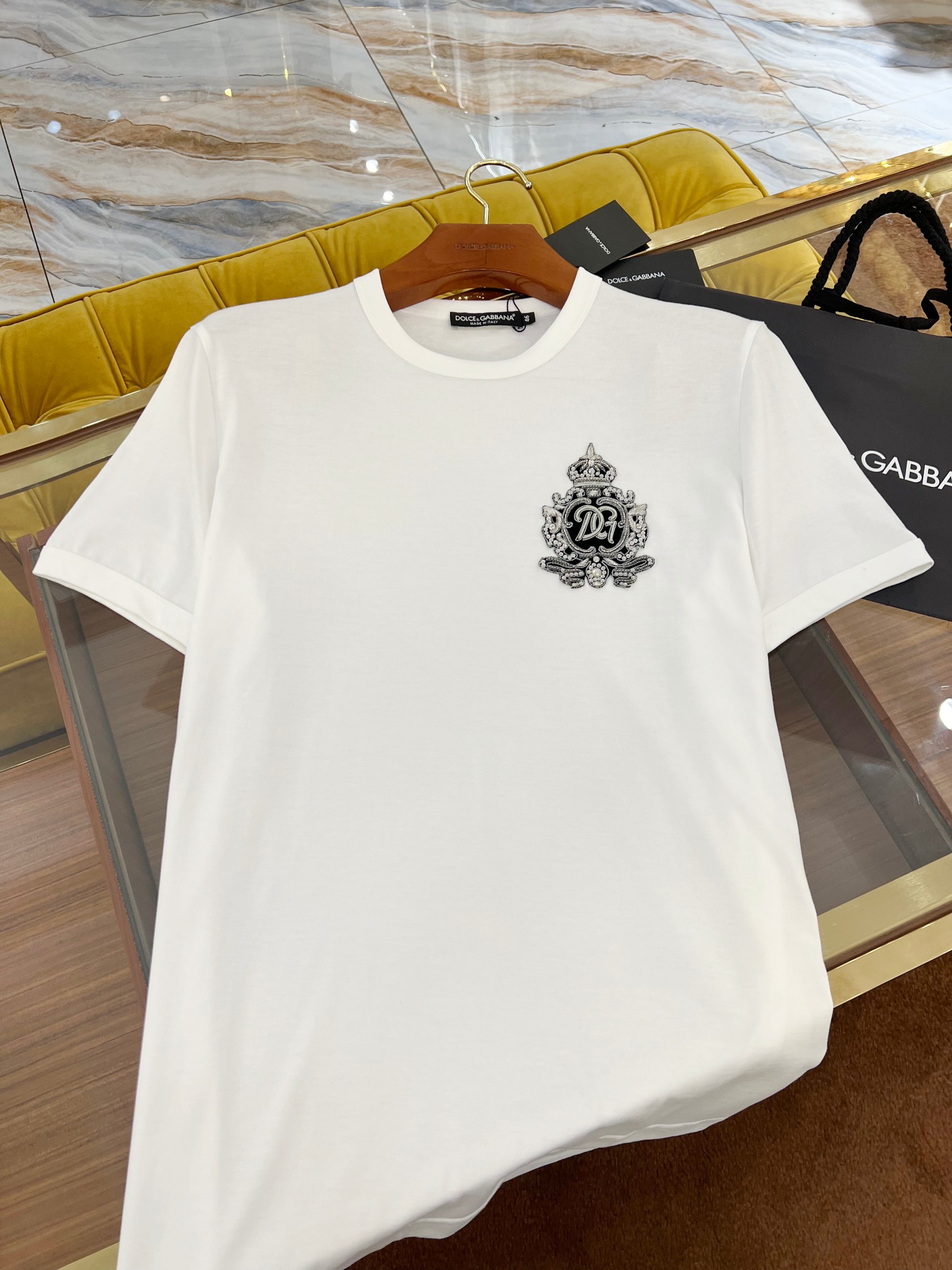   2025SS🔥DG最新款T恤 顶级手工👑银丝线 印度章仔 优质纯棉面料 独家发售 白色 Size：4