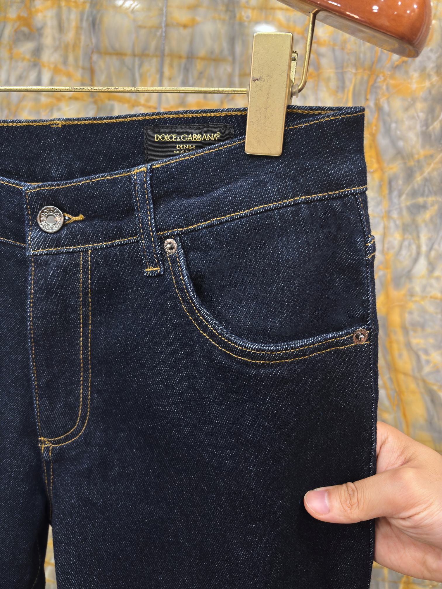 2025/AW🔥最新款DG 顶级牛仔裤 进口弹力原牛面料 独家大皮牌 高档拉链五金定制 SLIM修身小脚