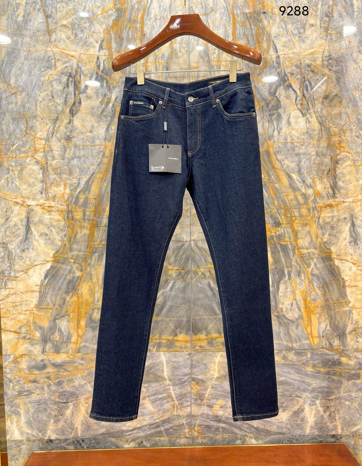 2025/AW🔥最新款DG 顶级牛仔裤 进口弹力原牛面料 独家大皮牌 高档拉链五金定制 SLIM修身小脚