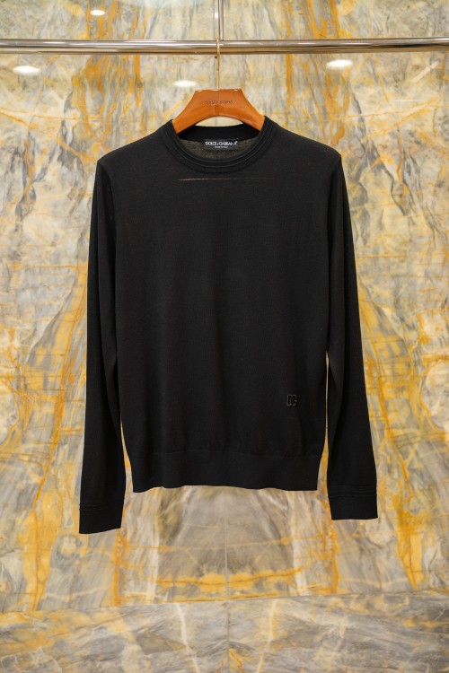 Dolce & Gabbana Black Wool Sweater with DG Logo Embroidery - New 2025 Collection 1 Dolce & Gabbana Black Wool Sweater with DG Logo Embroidery - New 2025 Collection