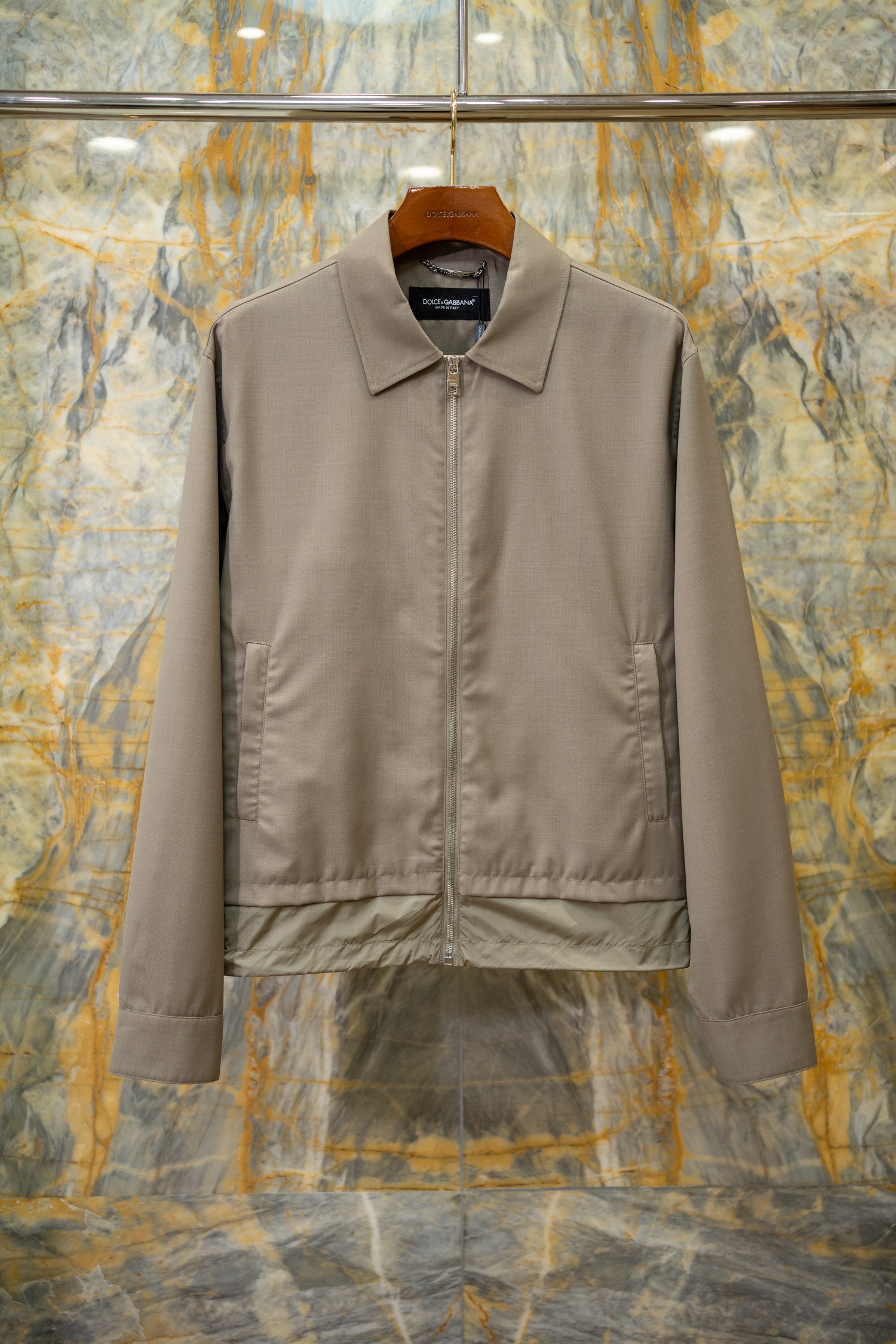 2025/AW🔥最新款外套 高档羊毛面料 完美拼接设计 高级感拉满 上身超帅 Size:44-54