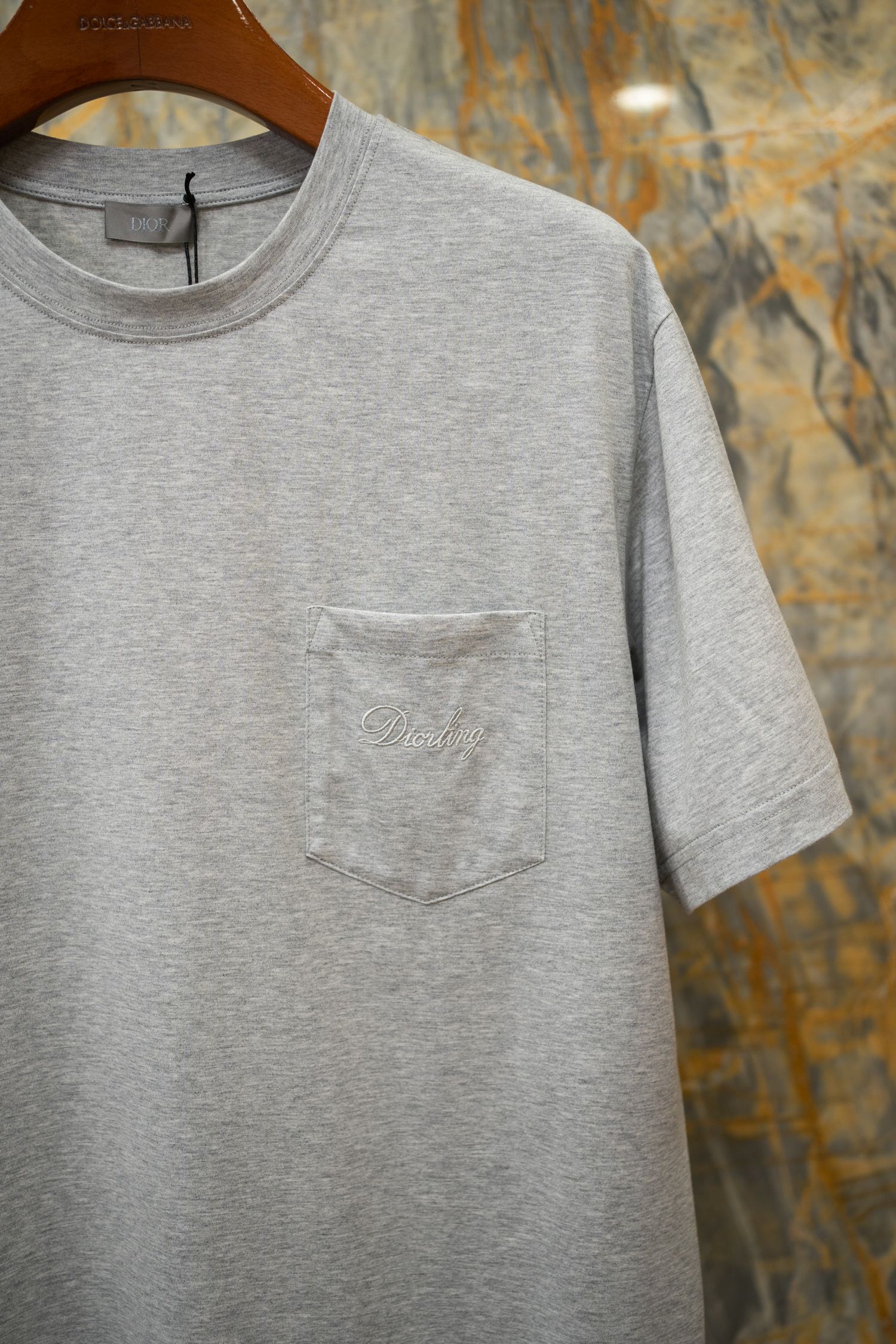2026SS🔥CD新款T恤 胸前口袋刺绣标识 S-XXL