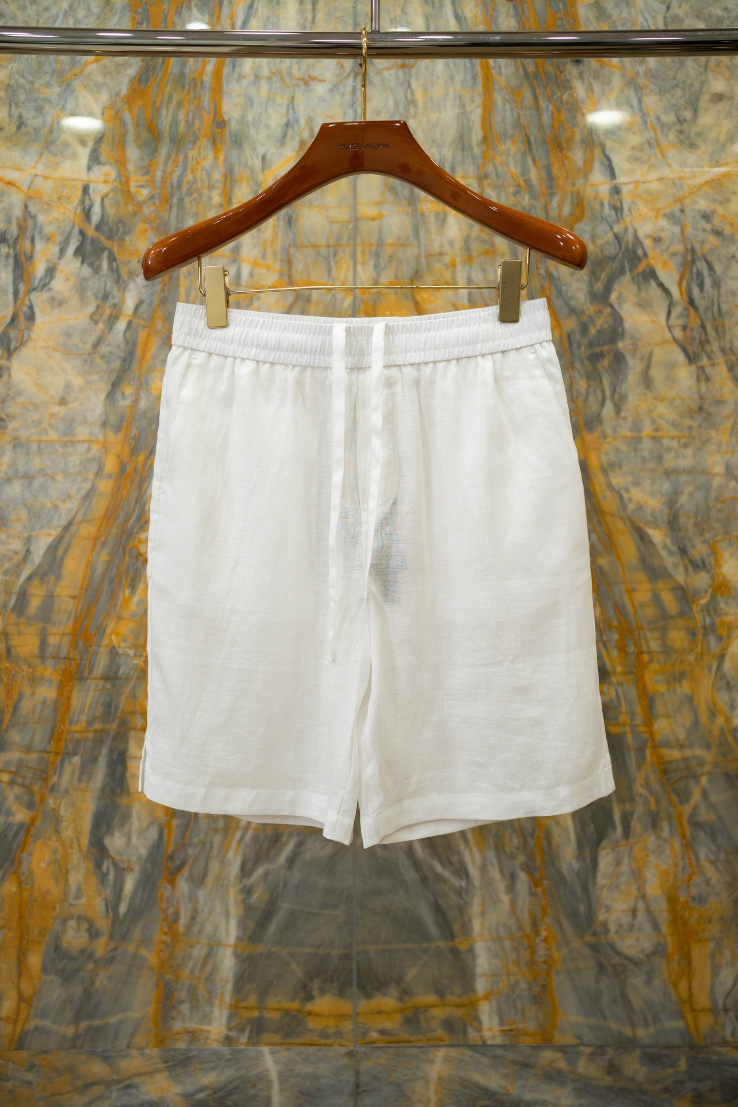 NO:819456,2026SS latest casual shorts, top linen fabric, DG embroidered logo, must-have for old money Size: 44-54, Dolce & Gabbana-clothing, Dolce&Gabbana, shorts,198609092026SS最新款休闲短裤 顶级亚麻面料 DG刺绣标识 老钱必备 Size:44-54,杜嘉班纳-服装,Dolce&Gabbana,shorts,,Women's clothing