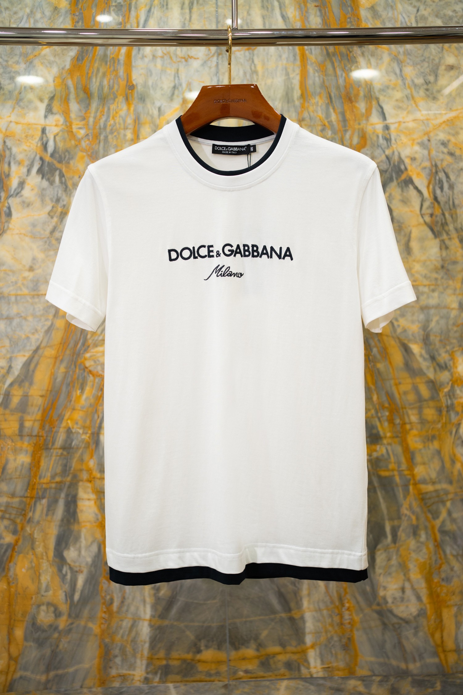 NO:823014,2026SS latest T-shirt, DG top embroidered logo, perfect fake two-piece contrasting color design, original fabric custom-woven, exclusive sale Size: 44-54, Dolce & Gabbana-clothing, Dolce&Gabbana, tees, t-shirt,198609092026SS最新款T恤 DG顶级刺绣logo 完美假两件撞色设计 原版面料定织 独家发售 Size:44-54,杜嘉班纳-服装,Dolce&Gabbana,tees，t-shirt,,Women's clothing