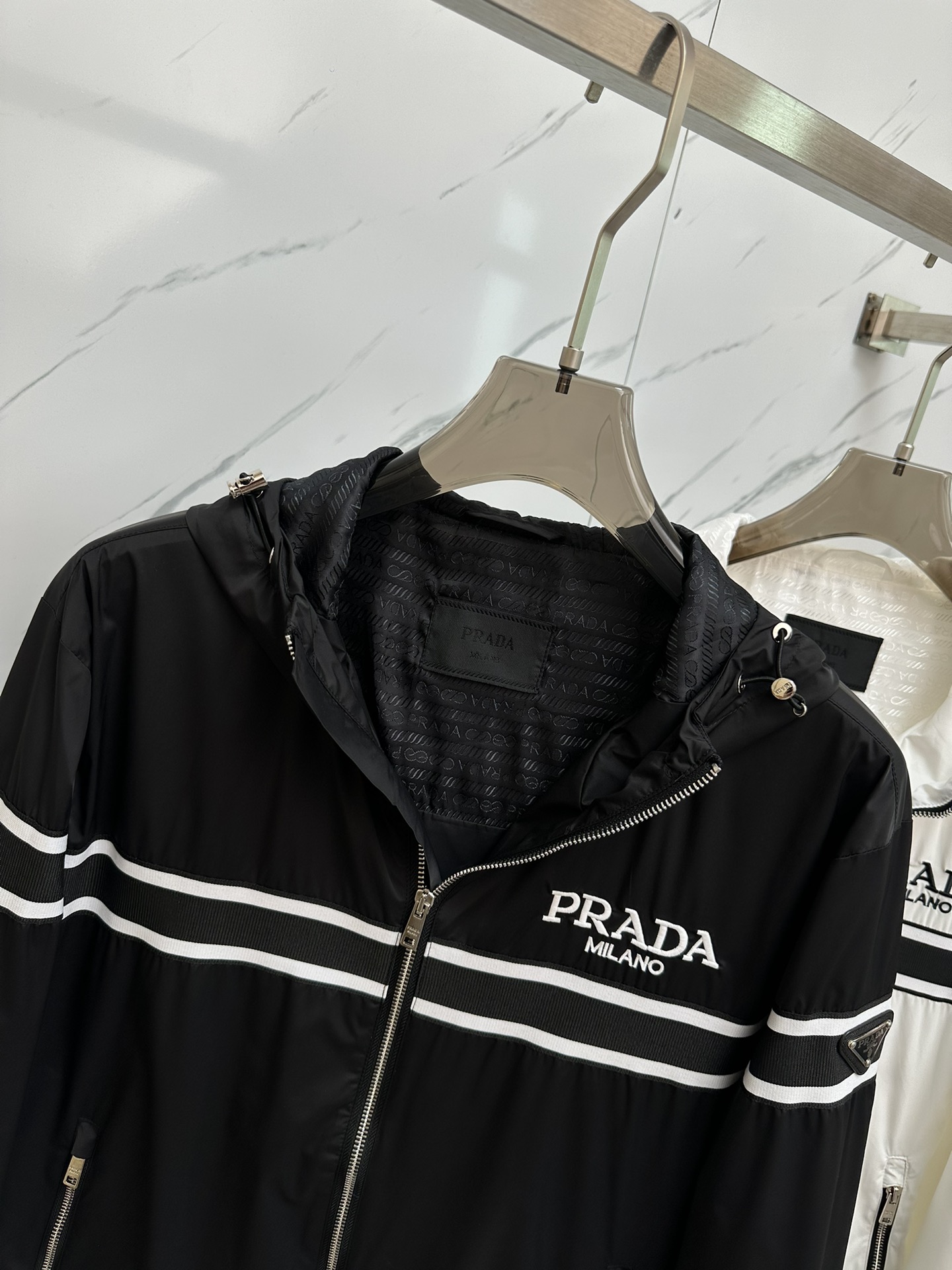 PRADA2024秋冬新款棉服夹克原版1:1订制五金配件全进口原版定制欢迎专柜对比超柔软超级重工面料做工