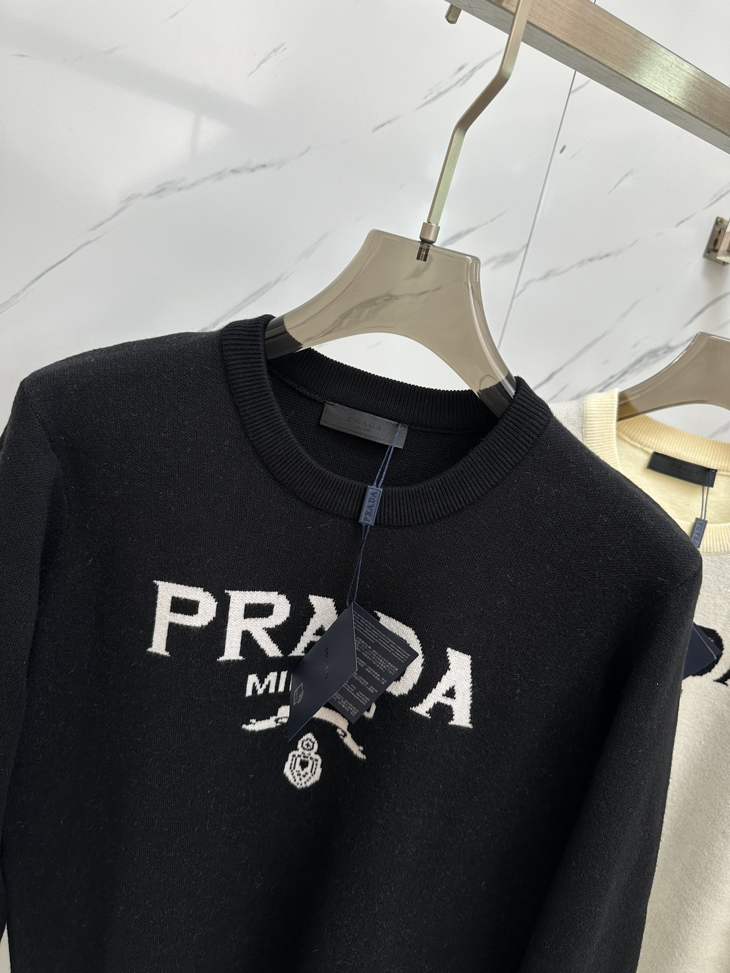 PRADA2024新款秋冬针织毛衣进口针织羊毛精心打造！手感非常柔软专柜原版定制三标齐全码数M2XL