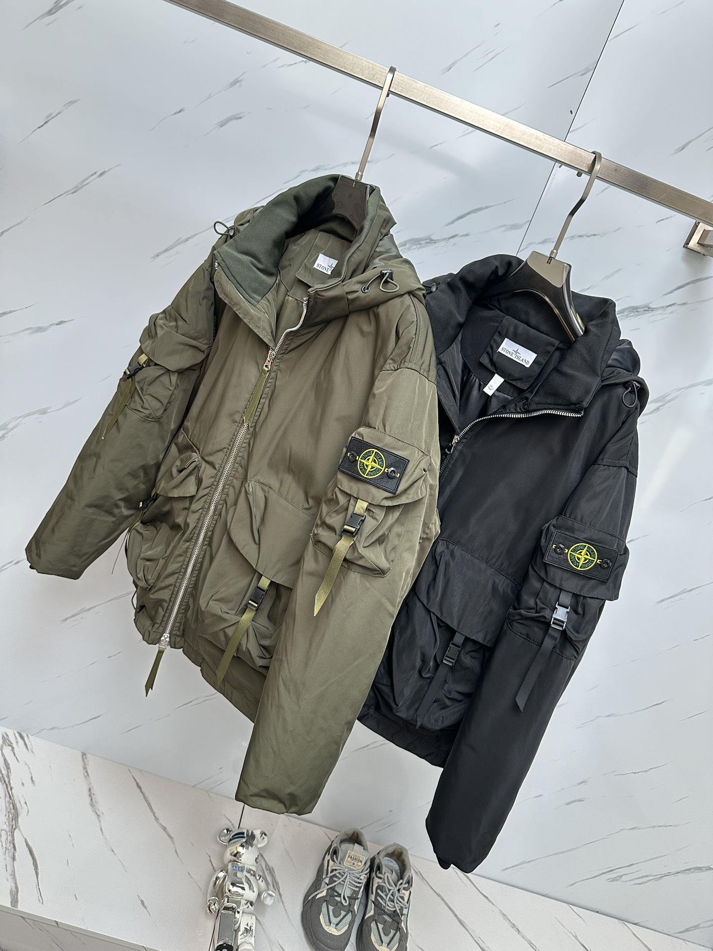 Stoneisland2024秋冬新款羽绒服订制五金配件绝对的高品质采用90白鸭绒超柔软充羽量蓬松饱满超