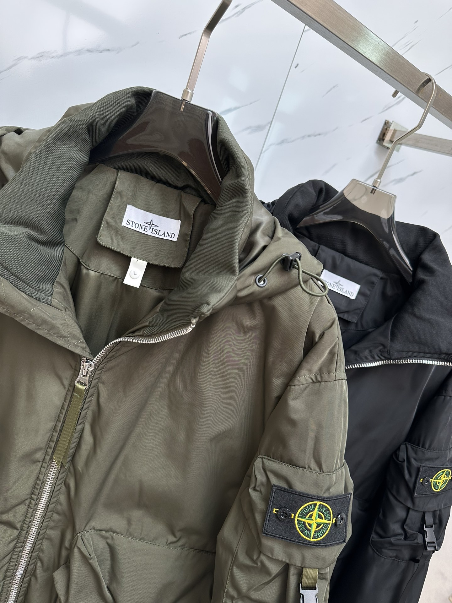 Stoneisland2024秋冬新款羽绒服订制五金配件绝对的高品质采用90白鸭绒超柔软充羽量蓬松饱满超