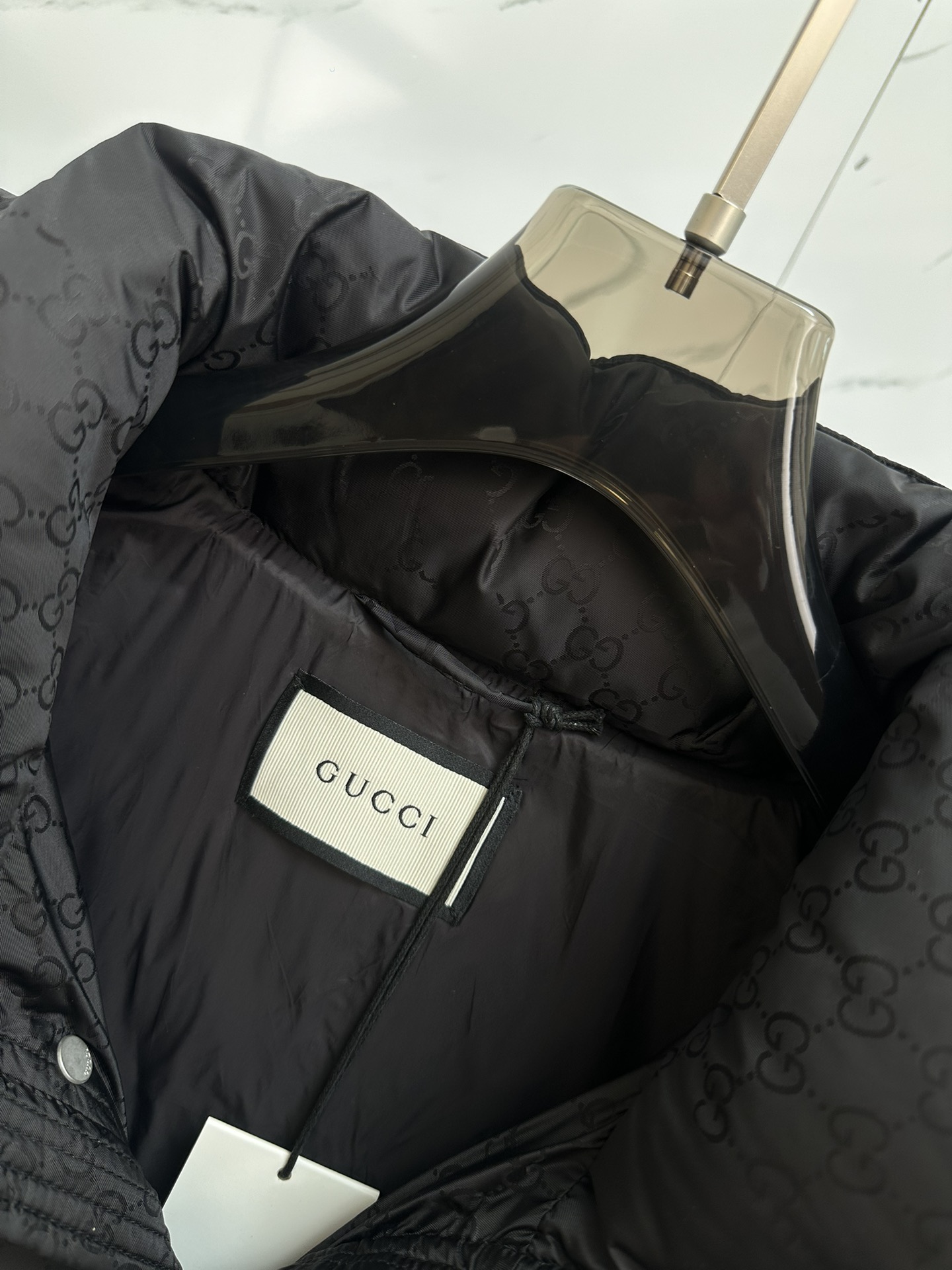 GUCCI羽绒服2024秋冬新款羽绒服原版1:1订制五金配件全进口原版定制欢迎专柜对比绝对的高品质采用顶