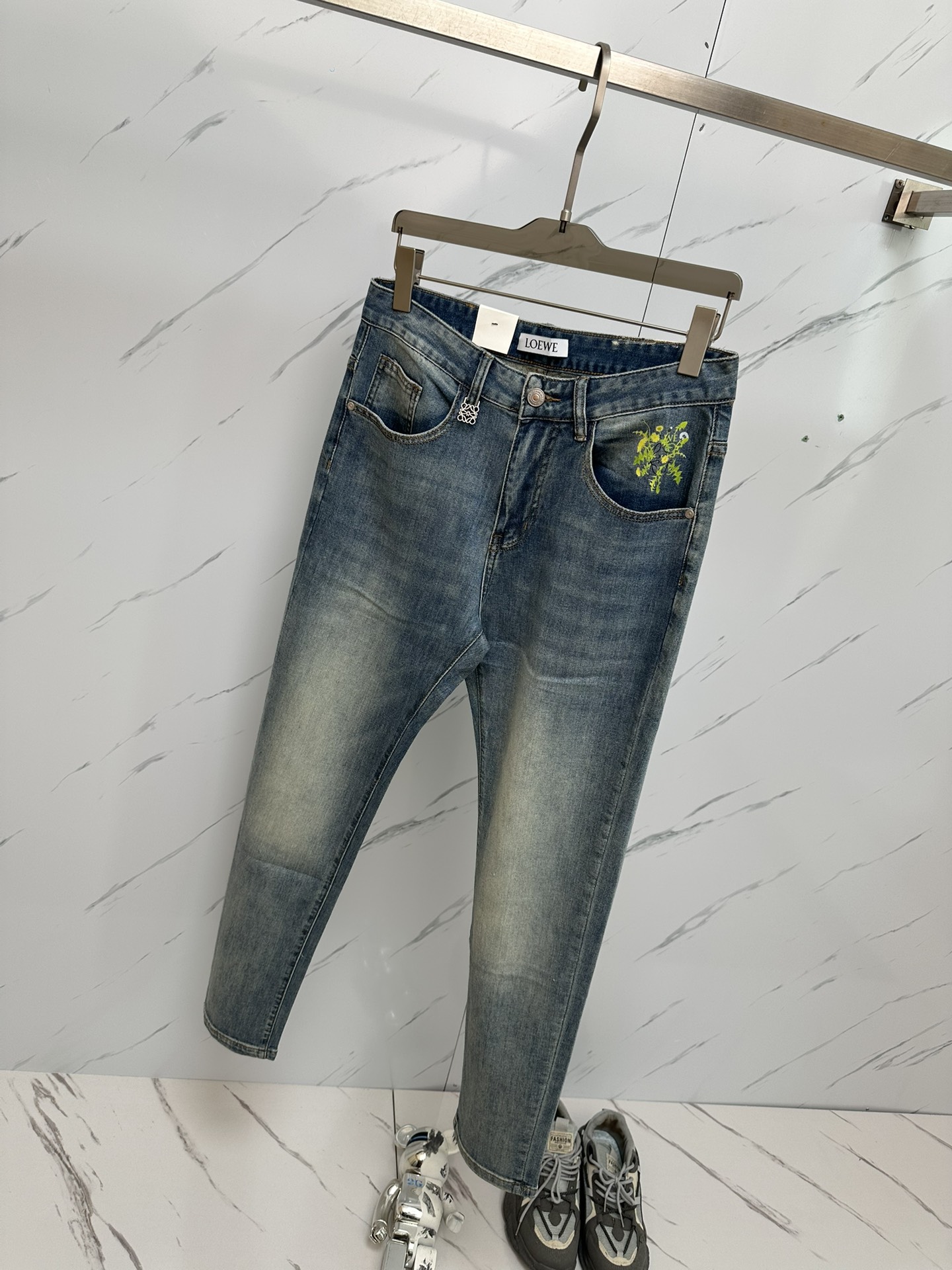 Loewe Men's Jeans Original Design Denim Pants with Anagram Logo 8 i1732445457 6116 8