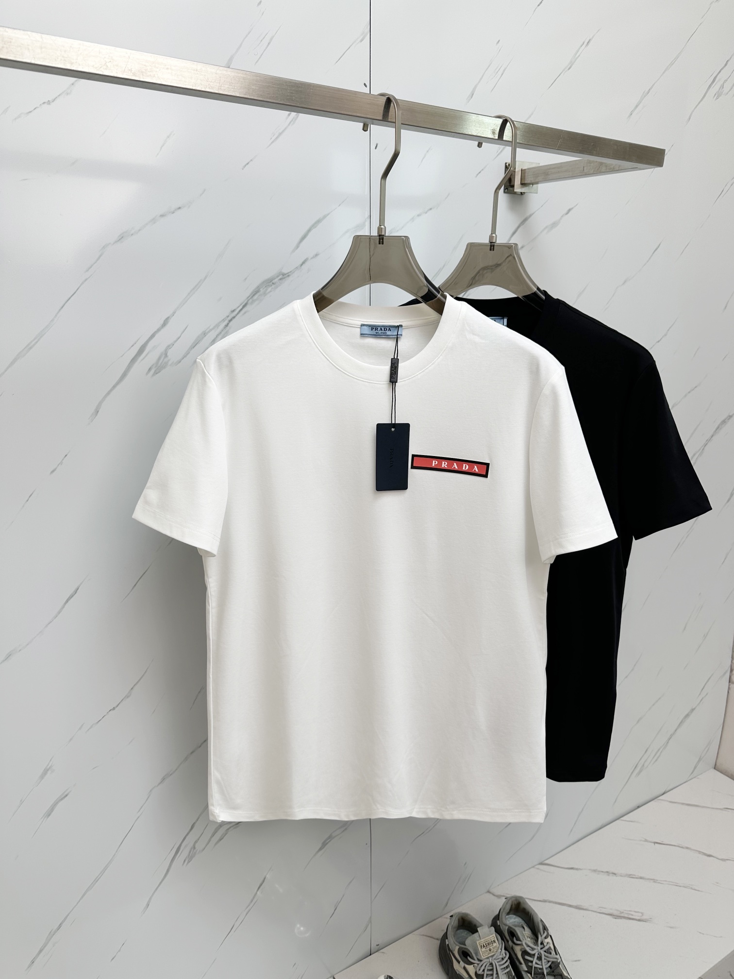 NO:503412,Support the post-year high-end quality 25SS autumn and winter new products with short sleeves, high quality, moderate thickness, high comfort, MP washable and durable, autumn items, good winter base products, must be spare for two pieces. Special recommendations from relatives and friends, gifts are also the best choice!  Code number M-3XL, T-shirt,alexander wang19860909支持年后 高端品质 25SS秋冬新品打底短袖 质量杠杠的 厚度弹性适中 舒适性高 MP耐洗耐穿 秋季单品 冬季打底佳品 务必人手两件备用 亲戚好友特别推荐款 送礼也是最佳选择！ 码数M—3XL,,T-shirt,alexander wang,Men's clothing