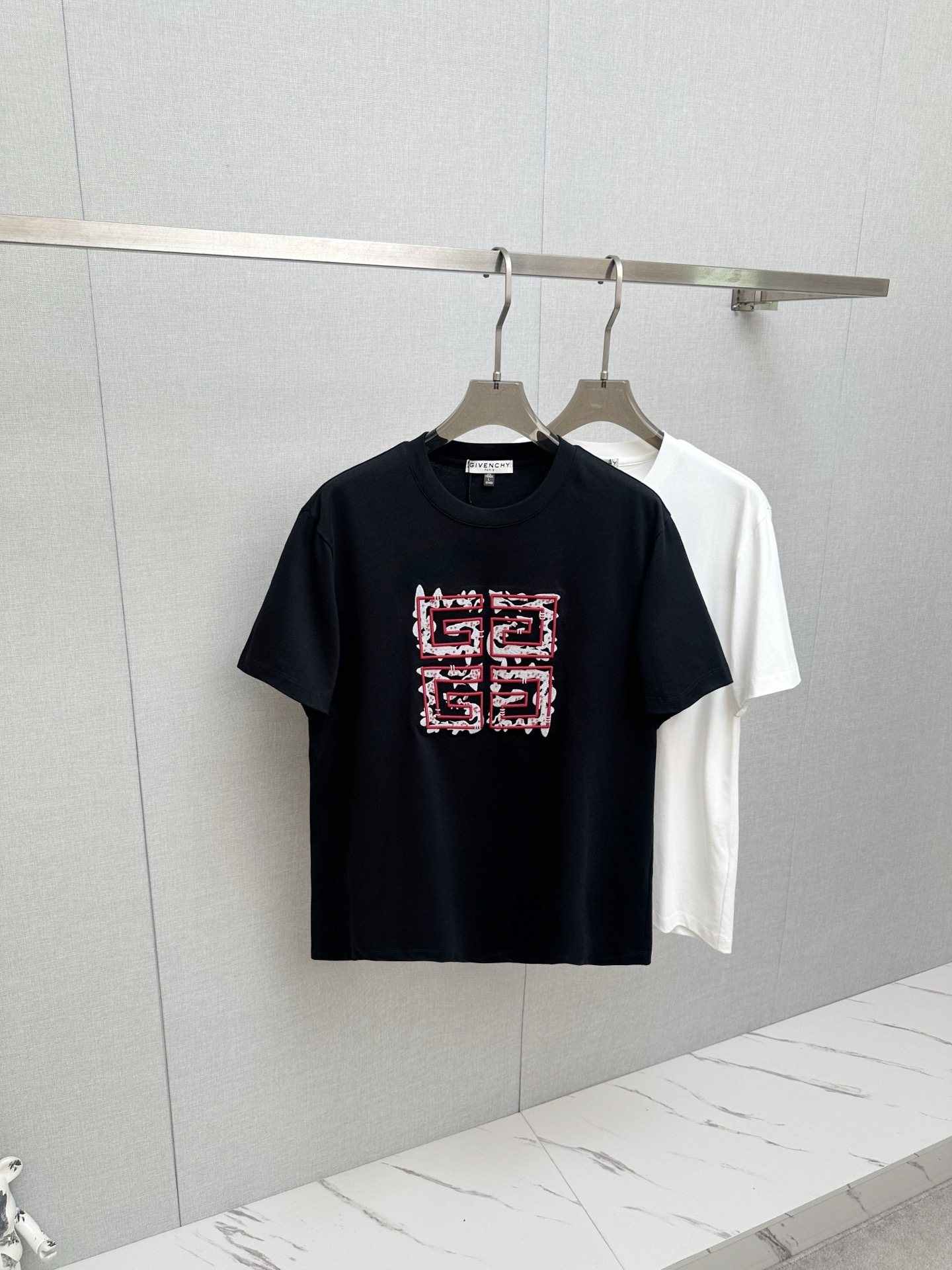 P210 GIV 2026ss La versión más alta del nuevo mostrador debut de primavera y verano, la última camiseta de ma…