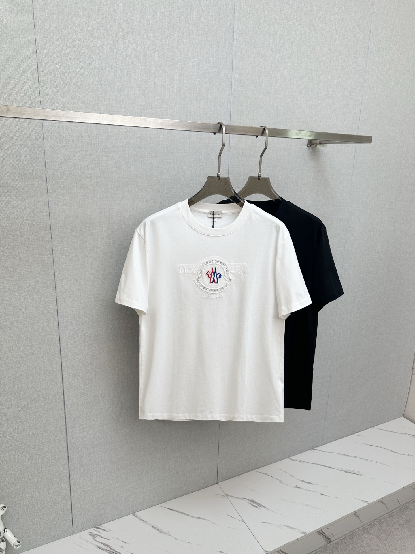 P210 MO 2026ss La versión más alta del nuevo mostrador debut de primavera y verano, la última camiseta de man…