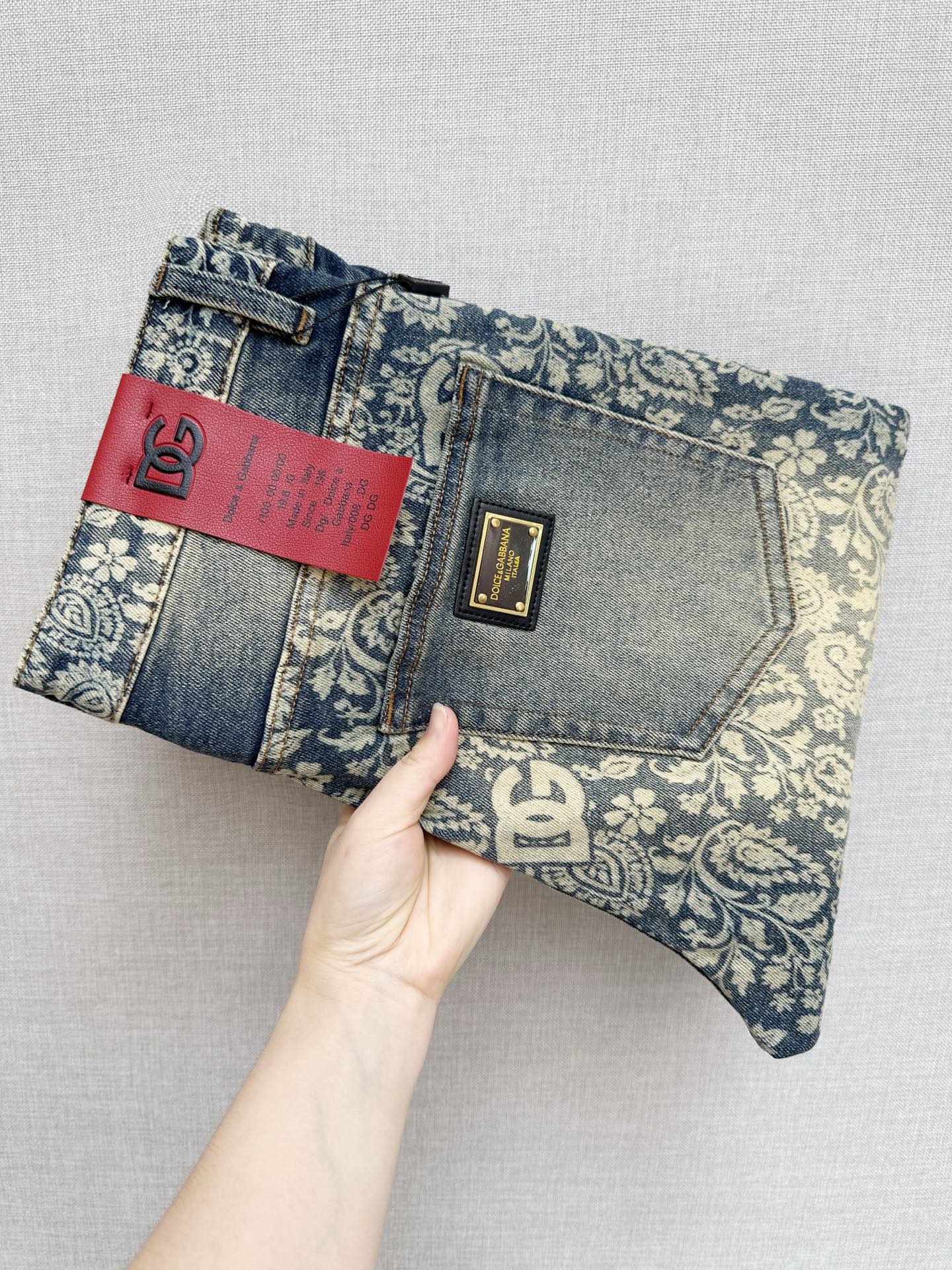 P190 DG boutique new arrival, original jeans, original heavy craftsmanship, brand classic logo design, complete with th…
