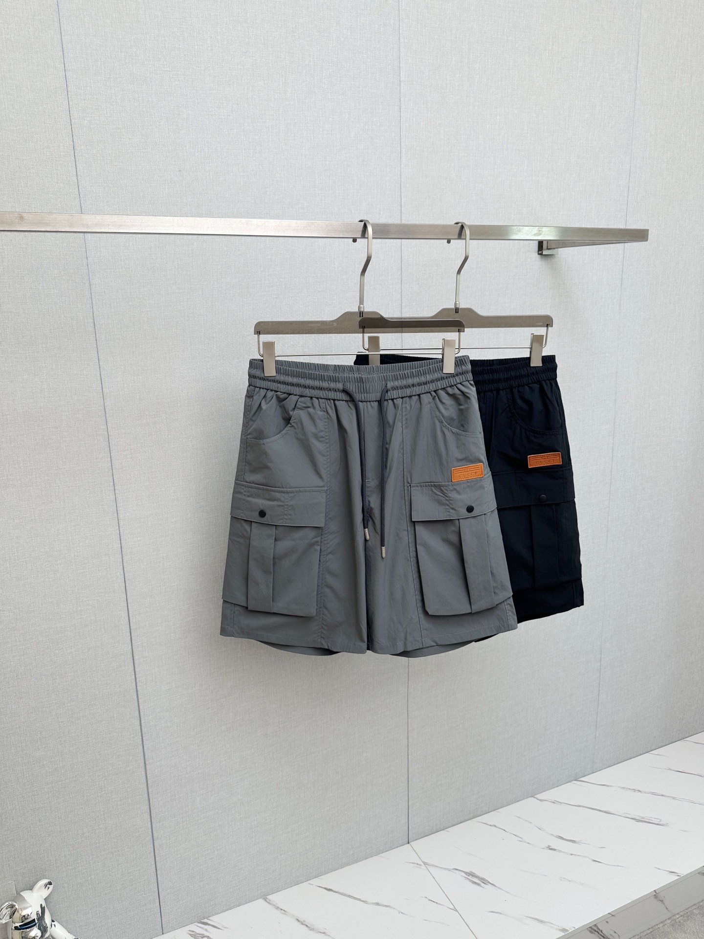 P220 2026 verano nuevo producto. Pantalones cortos casuales de hombre de moda original, con tejido personalizado cómodo…