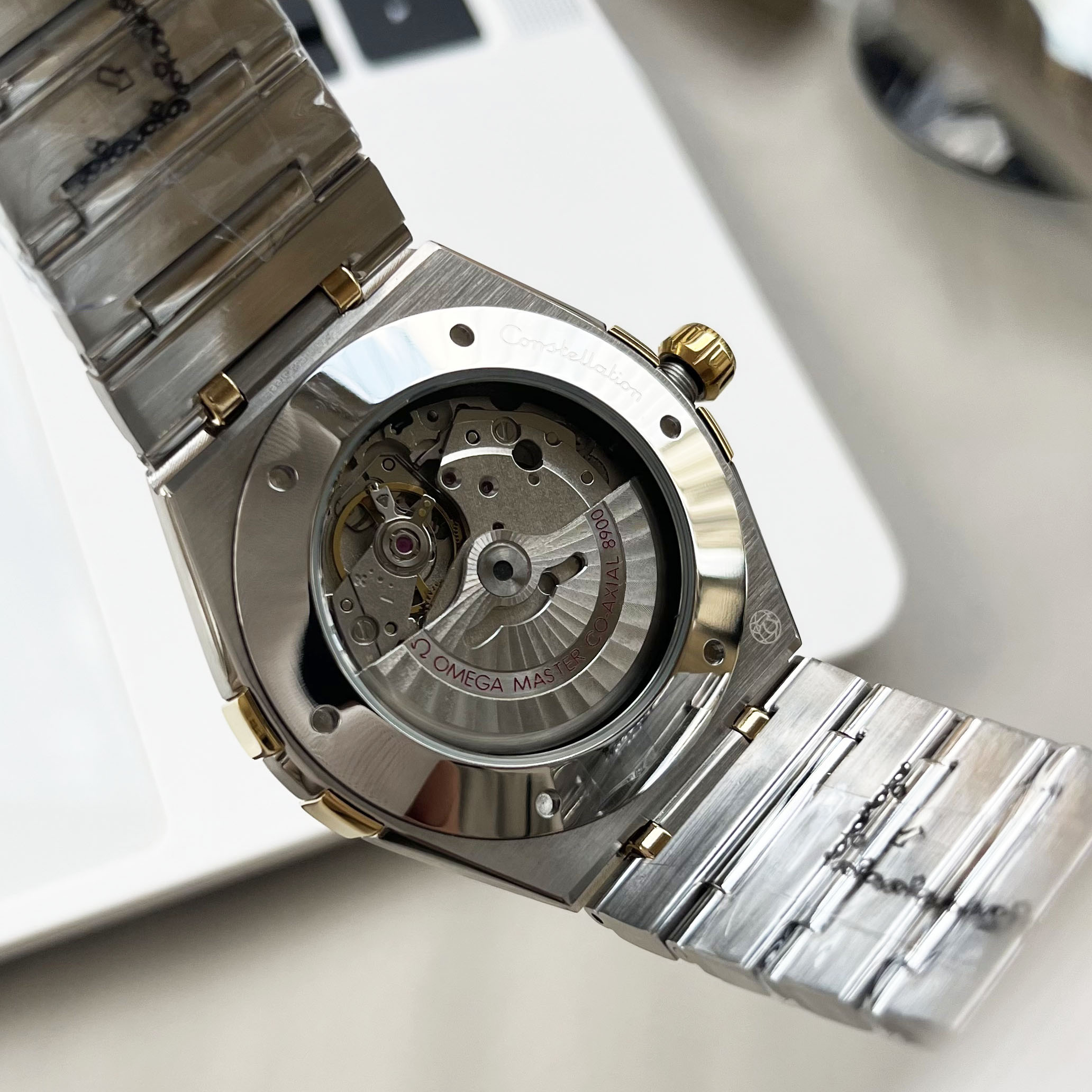 Omega Constellation Automatic Men's Watch, 41mm, Stainless Steel and Gold 10 i1736839344939 1387 0 8