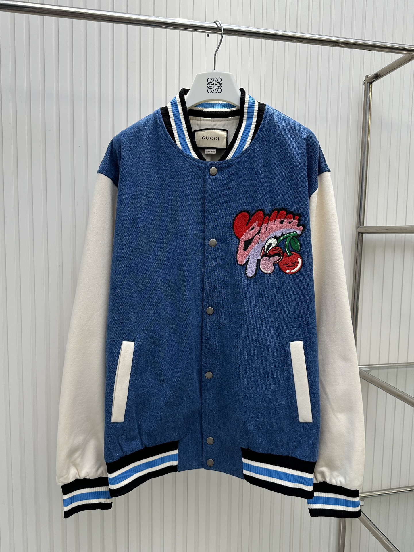 Gucci Online
 Clothing Coats & Jackets