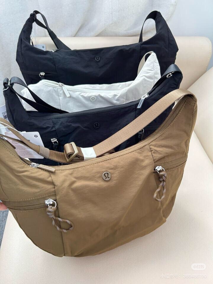 A durable, timeless piece that seamlessly balances style and practicalit - Comprehensive 10