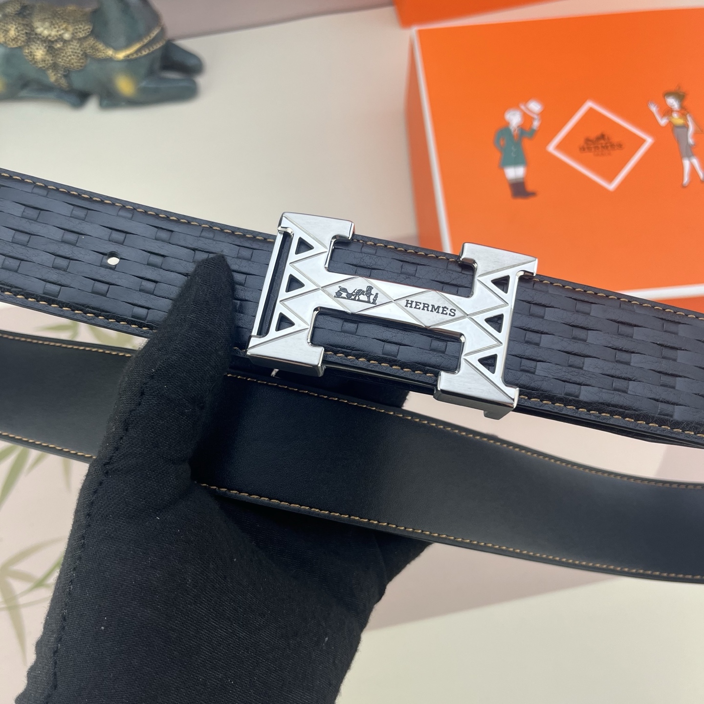 爱马仕💕 特种皮腰带系列 ，原厂五金精品不锈钢扣，手感柔软舒适 宽3.8CM。