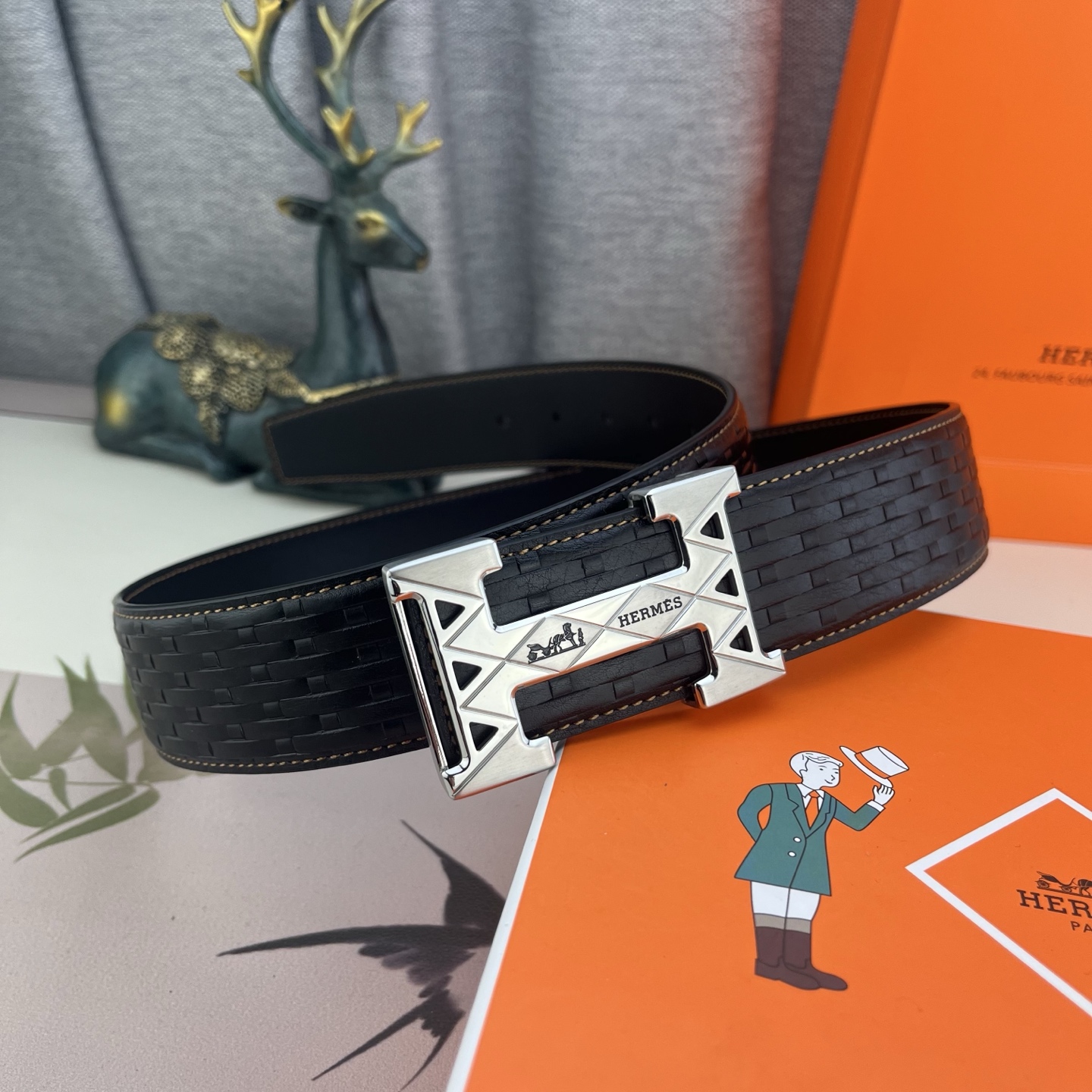 爱马仕💕 特种皮腰带系列 ，原厂五金精品不锈钢扣，手感柔软舒适 宽3.8CM。