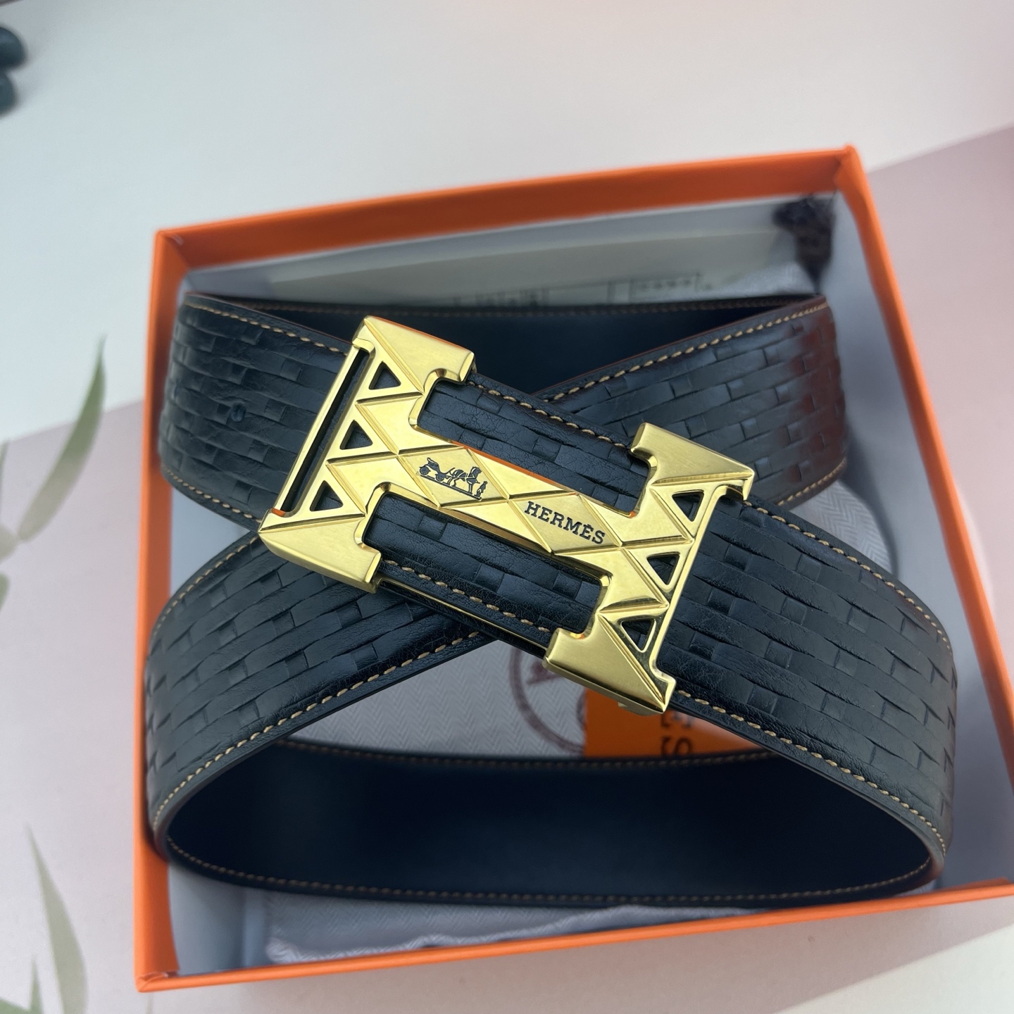 爱马仕💕 特种皮腰带系列 ，原厂五金精品不锈钢扣，手感柔软舒适 宽3.8CM。