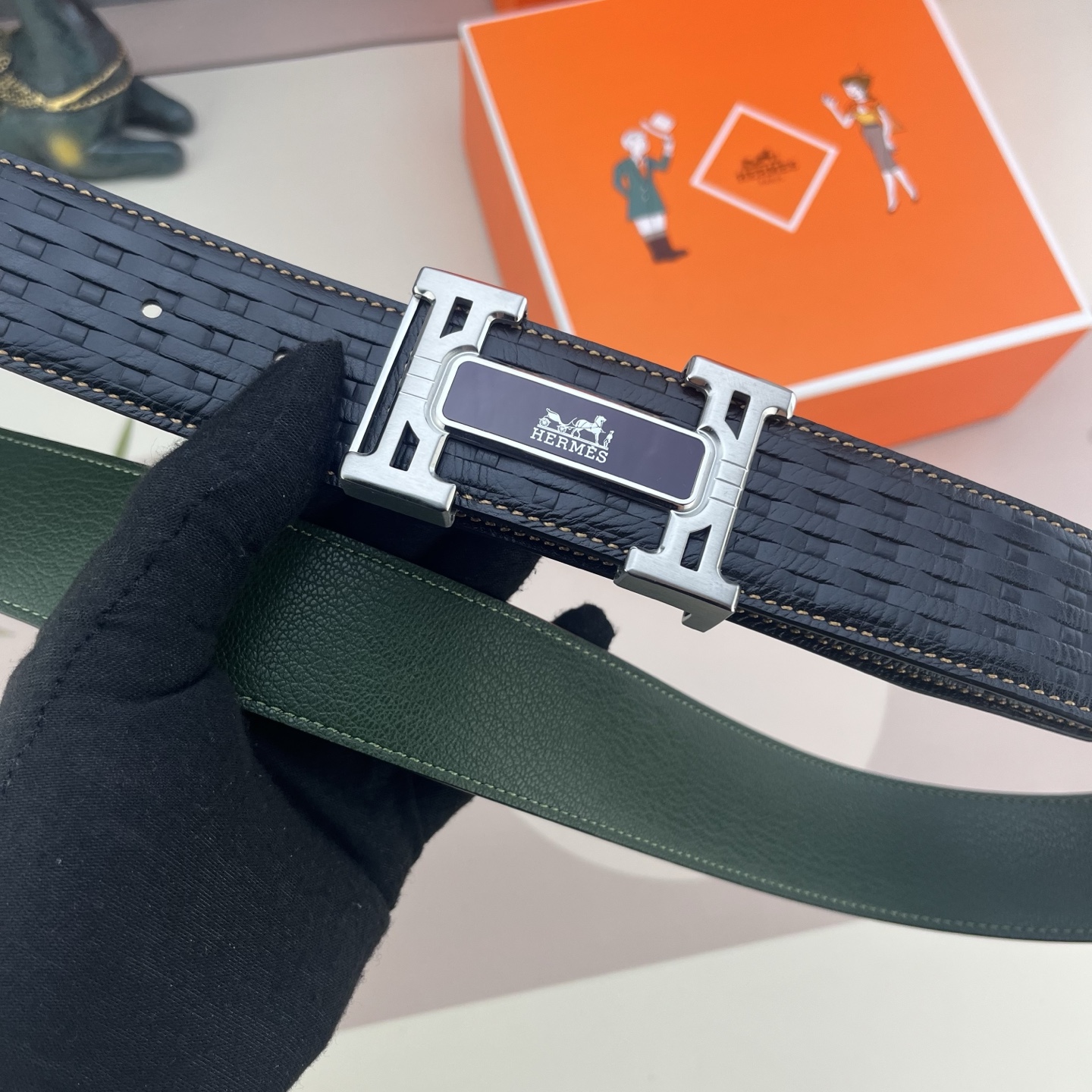 爱马仕💕 特种皮腰带系列 ，原厂五金精品不锈钢扣，手感柔软舒适 宽3.8CM。