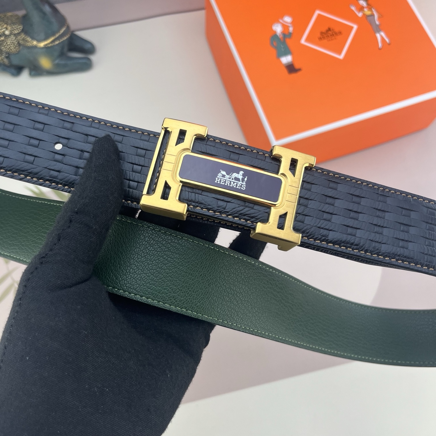 爱马仕💕 特种皮腰带系列 ，原厂五金精品不锈钢扣，手感柔软舒适 宽3.8CM。