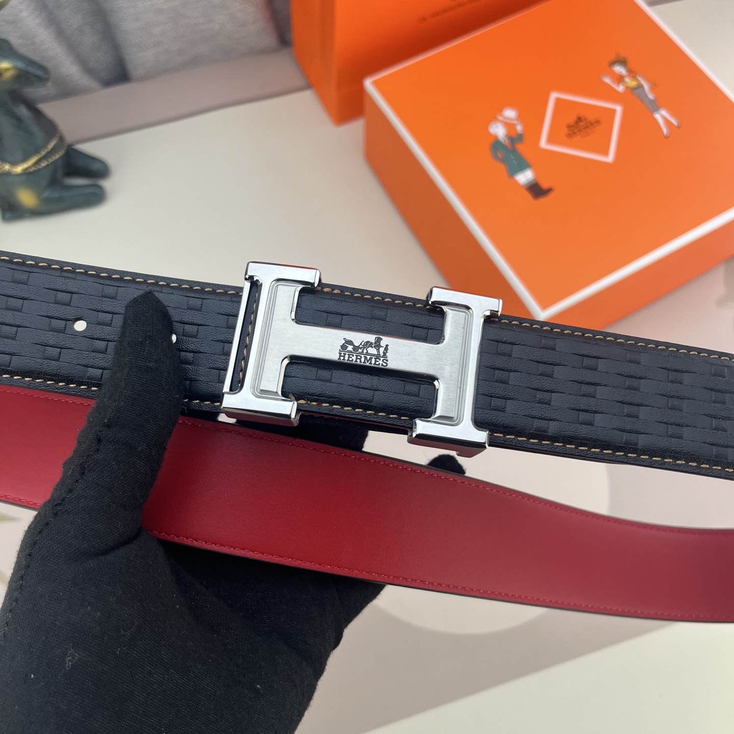 爱马仕💕 特种皮腰带系列 ，原厂五金精品不锈钢扣，手感柔软舒适 宽3.8CM。