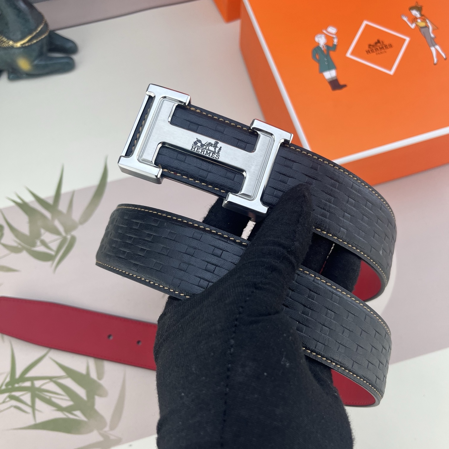 爱马仕💕 特种皮腰带系列 ，原厂五金精品不锈钢扣，手感柔软舒适 宽3.8CM。