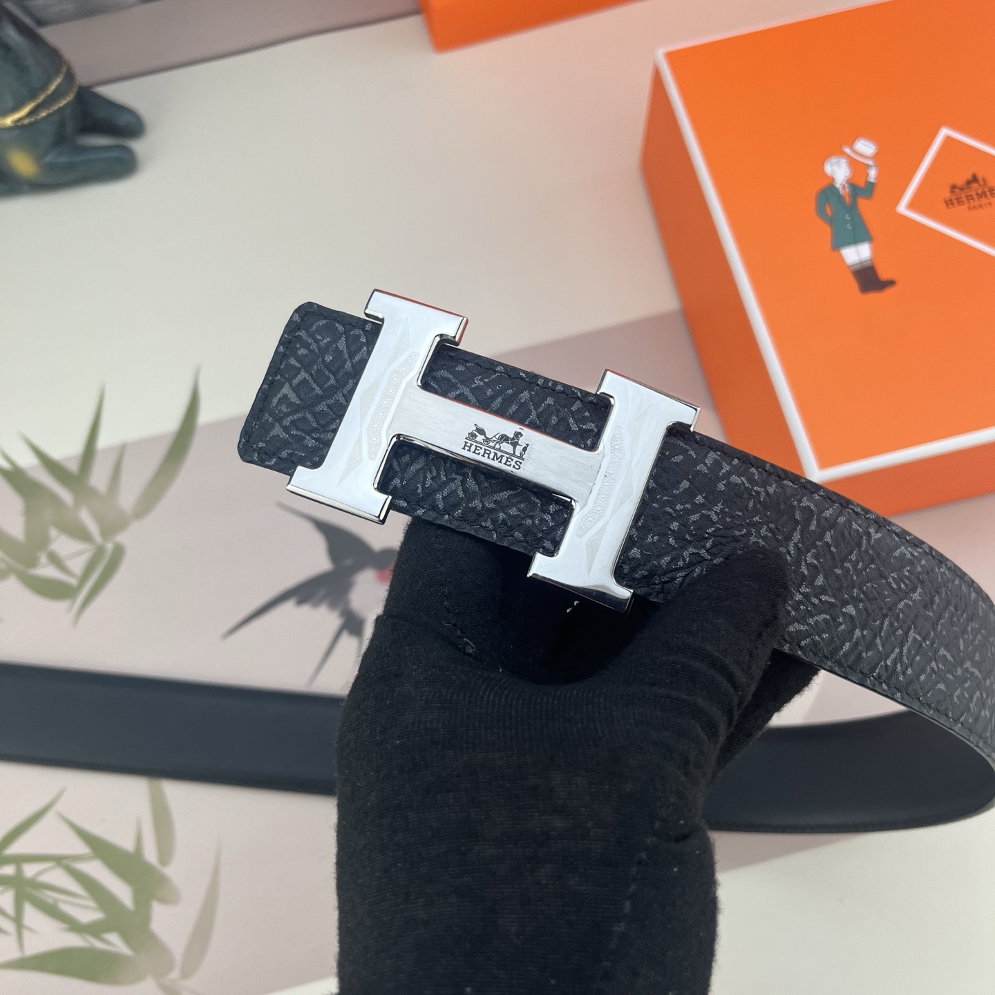 爱马仕💕 特种皮腰带系列 ，原厂五金精品不锈钢扣，手感柔软舒适 宽3.8CM。