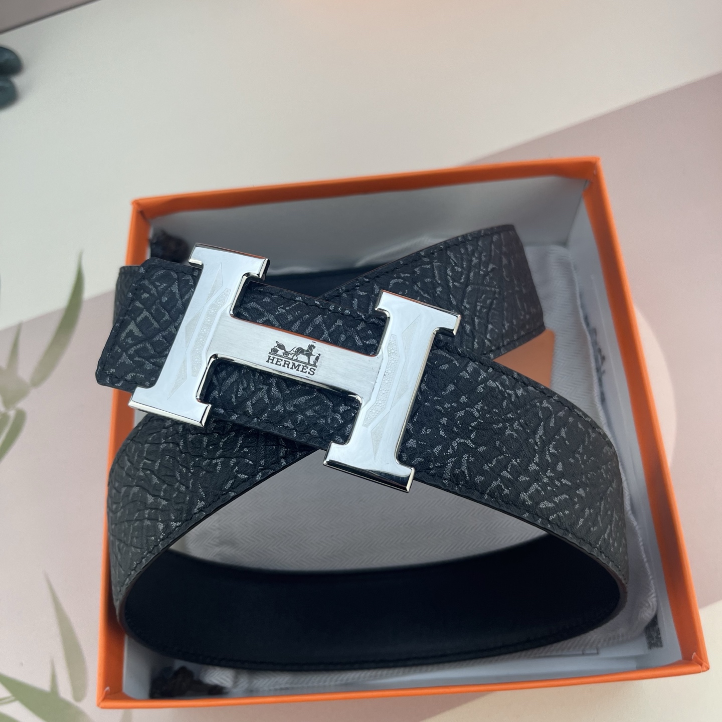 爱马仕💕 特种皮腰带系列 ，原厂五金精品不锈钢扣，手感柔软舒适 宽3.8CM。