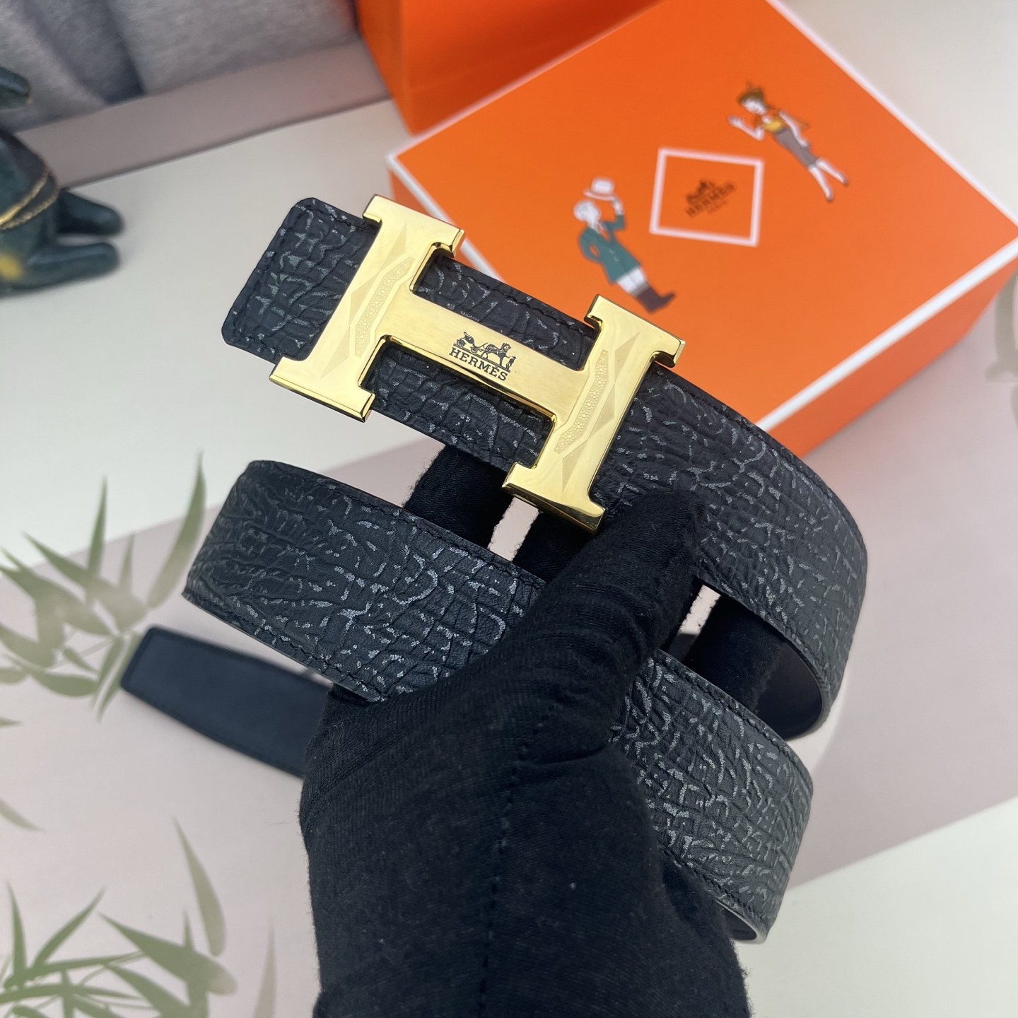 爱马仕💕 特种皮腰带系列 ，原厂五金精品不锈钢扣，手感柔软舒适 宽3.8CM。