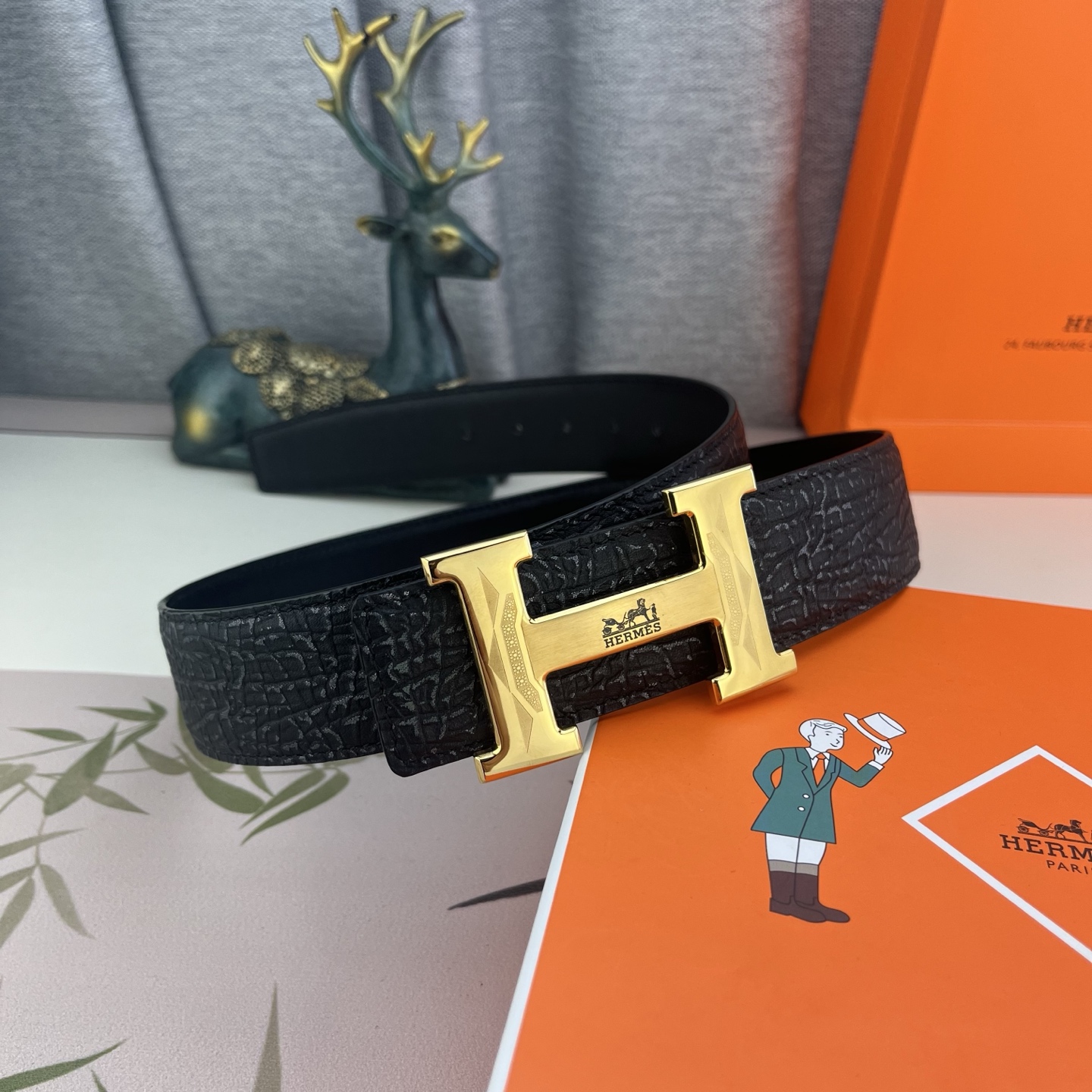 爱马仕💕 特种皮腰带系列 ，原厂五金精品不锈钢扣，手感柔软舒适 宽3.8CM。