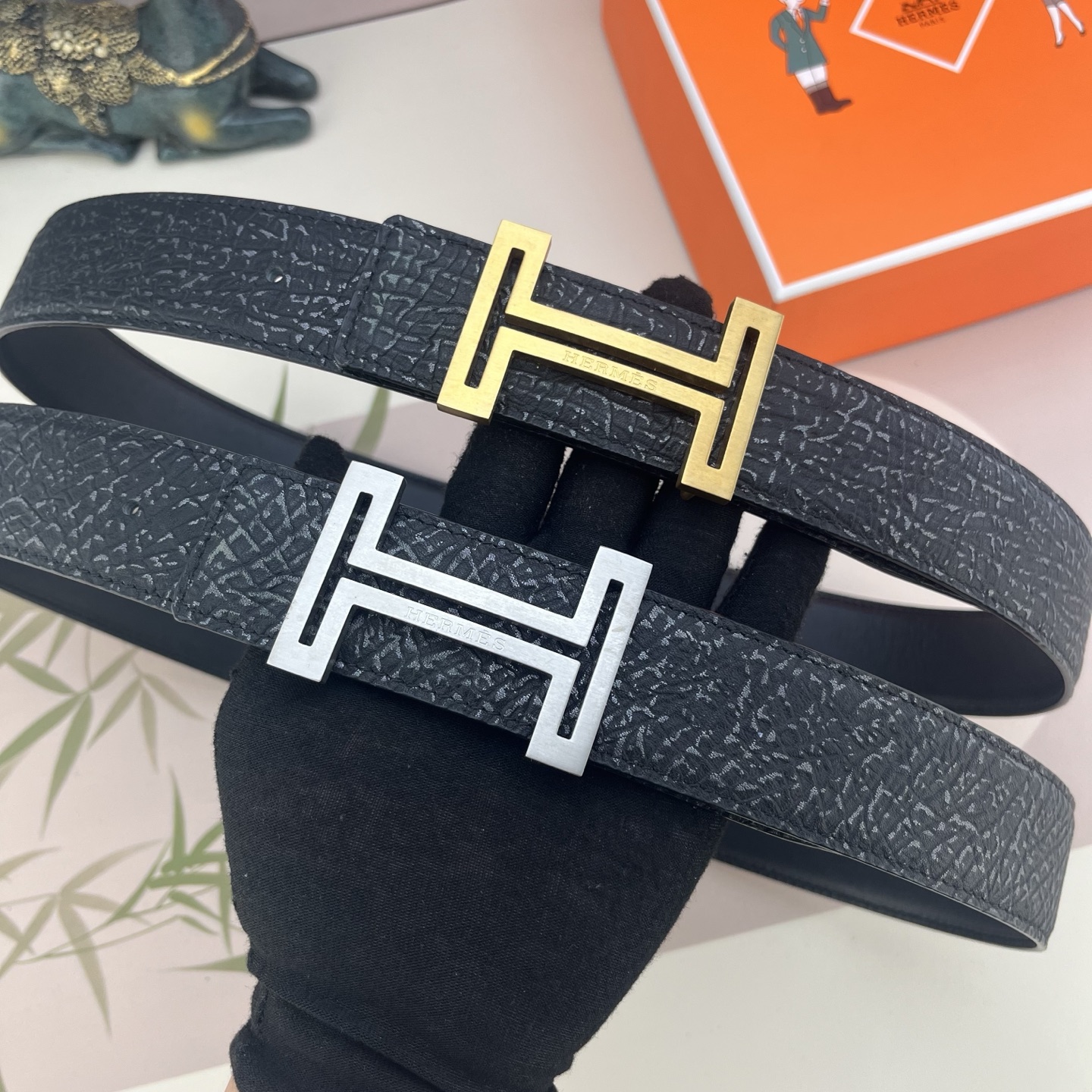 爱马仕💕 特种皮腰带系列 ，原厂五金精品不锈钢扣，手感柔软舒适 宽3.8CM。