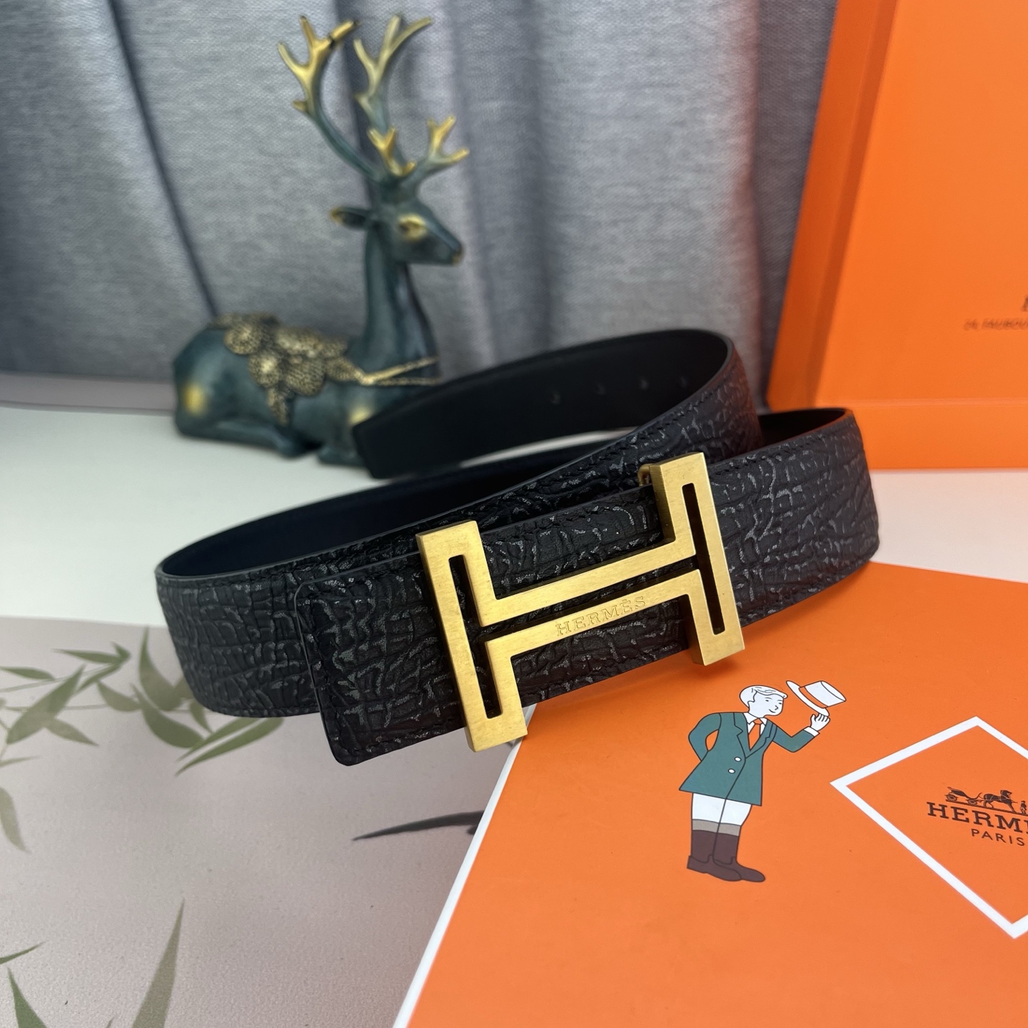 爱马仕💕 特种皮腰带系列 ，原厂五金精品不锈钢扣，手感柔软舒适 宽3.8CM。